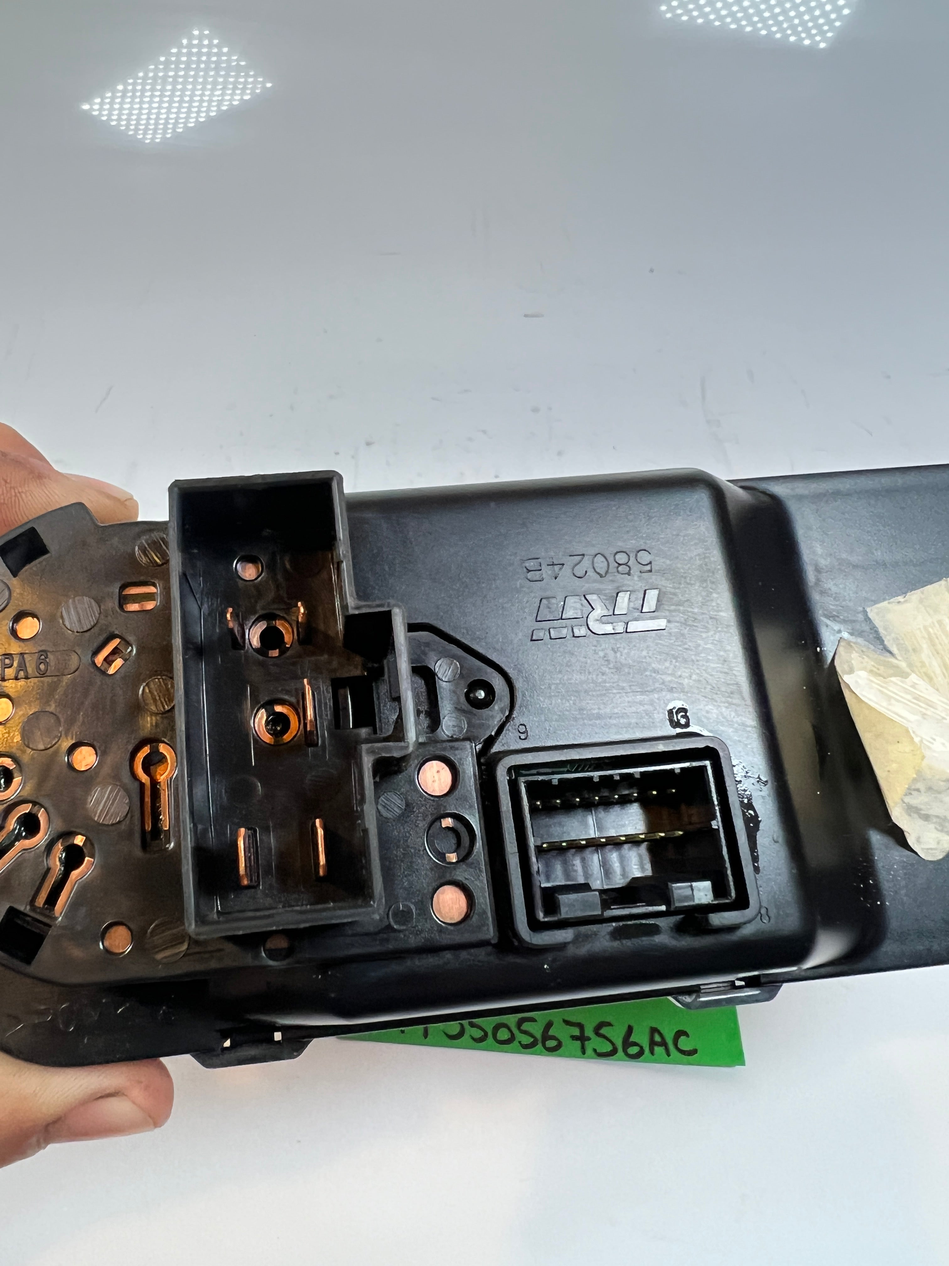 2006-2007 Dodge Ram 1500-3500 Dual Climate Control HVAC Control