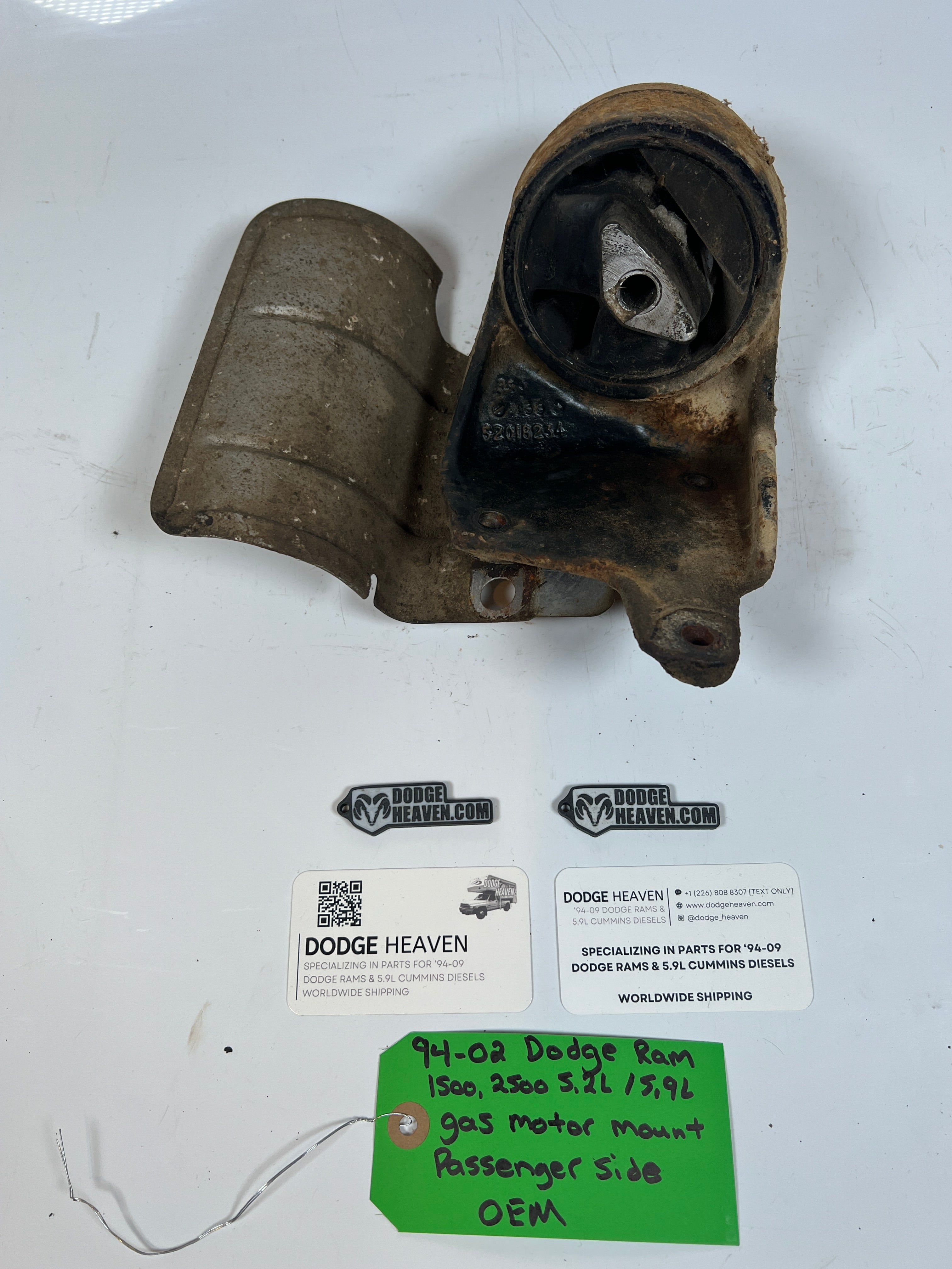 1994-2002 Dodge Ram 1500 2500 5.2L / 5.9L Gas Mount Passenger Side