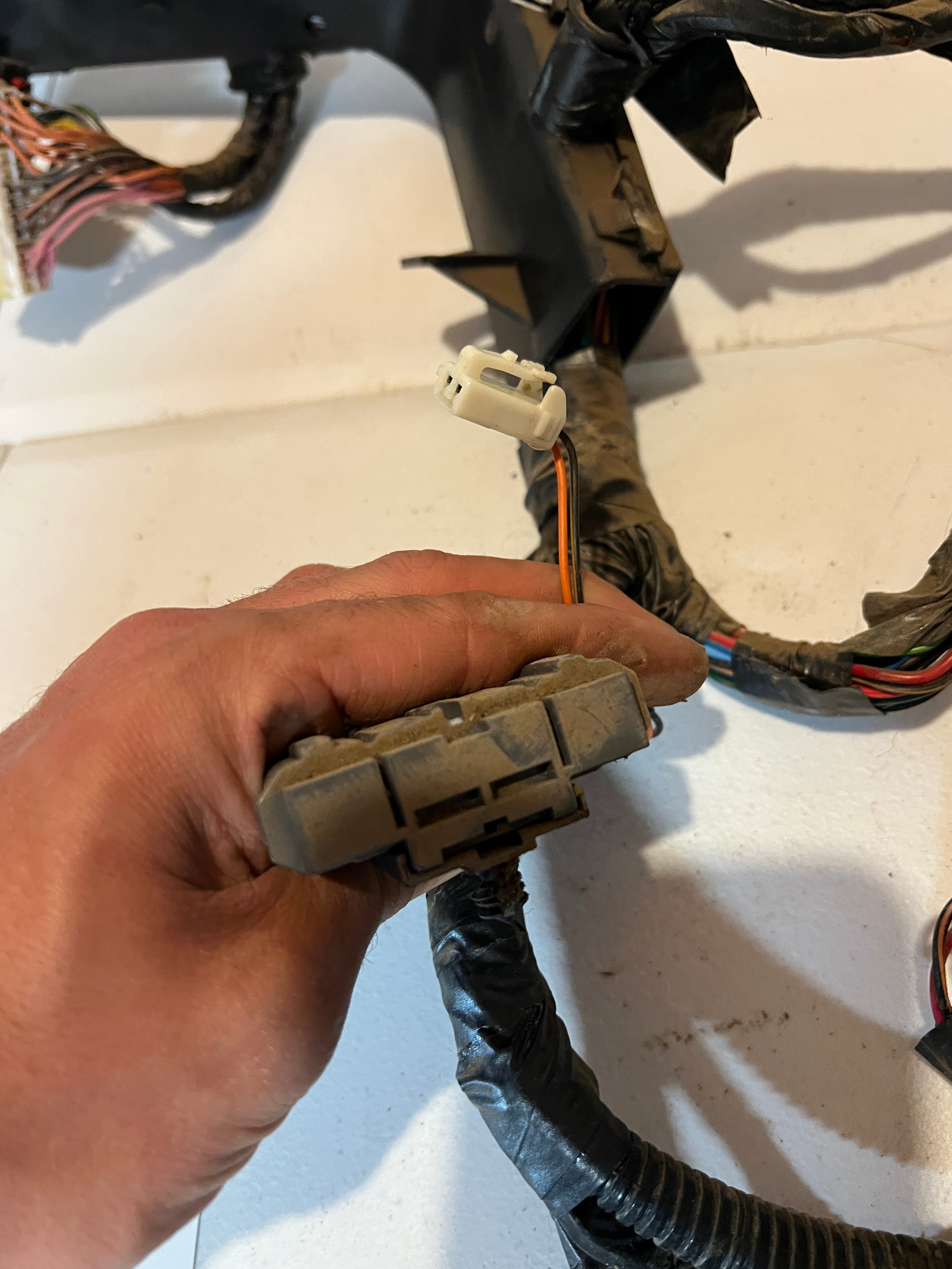 2000-2002 Dodge Ram 2500 3500 Laramie Dash Wiring Harness