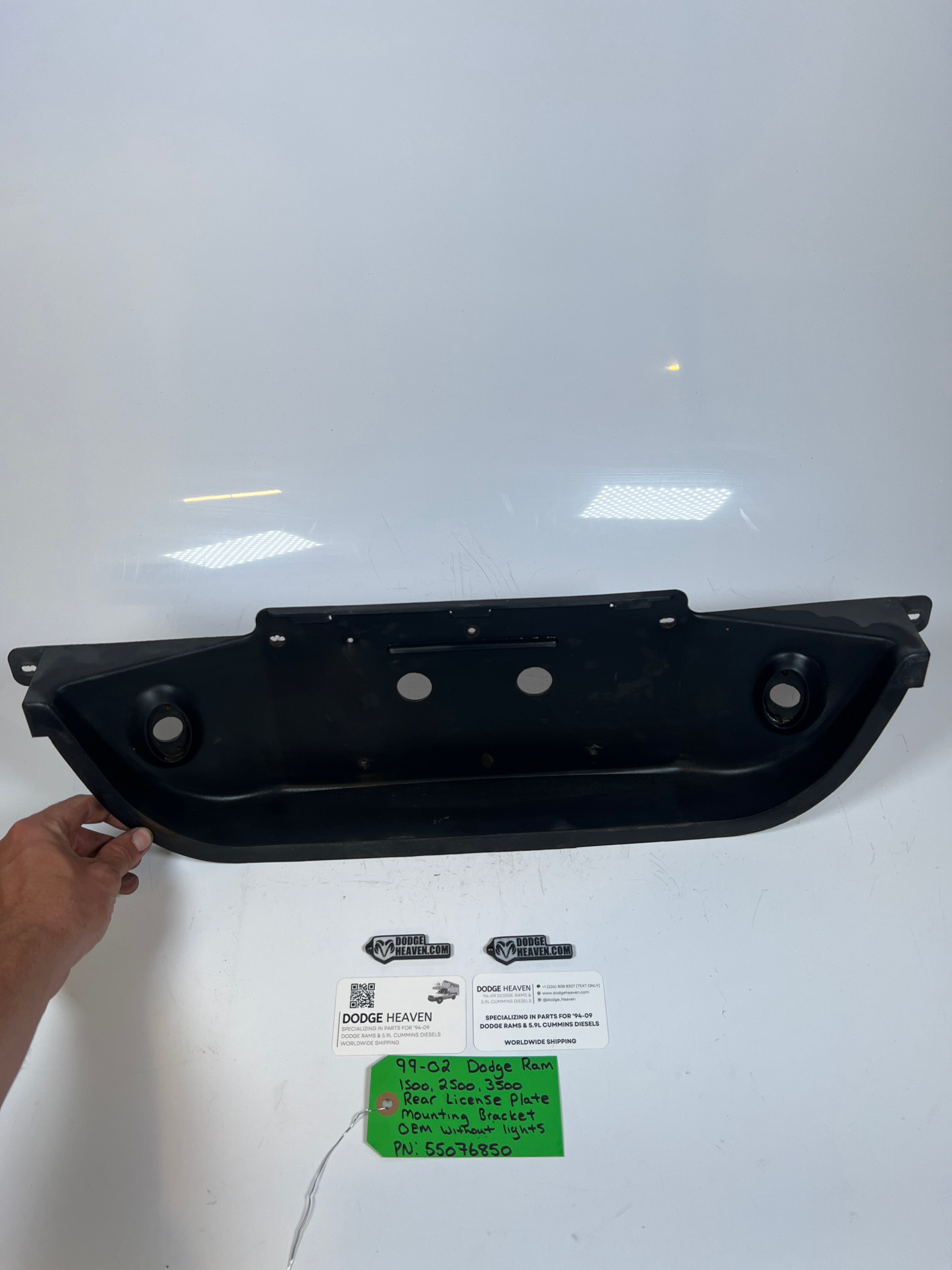 1999-2002 Dodge Ram 1500-3500 Rear License Plate Mounting Bracket
