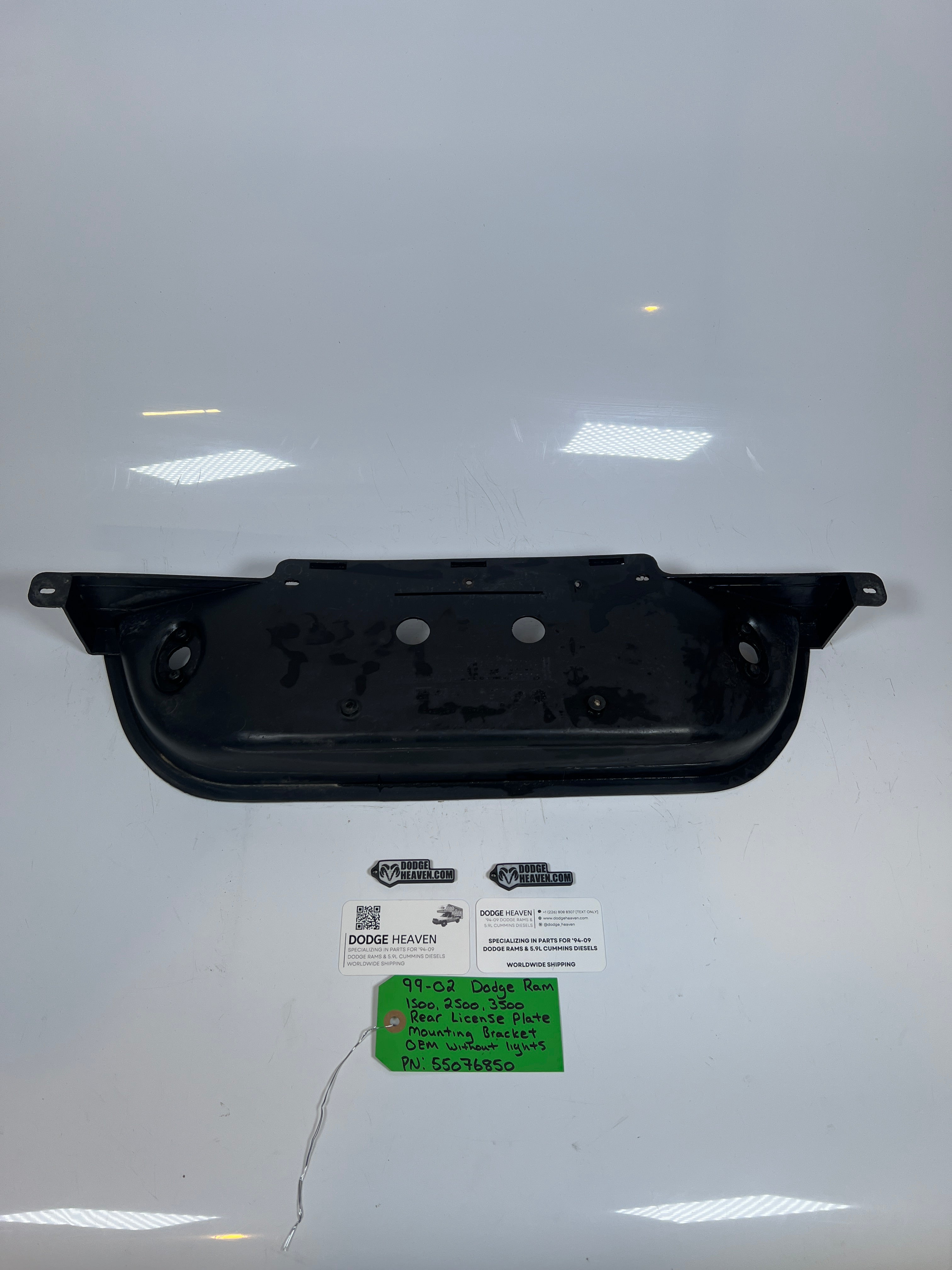1999-2002 Dodge Ram 1500-3500 Rear License Plate Mounting Bracket