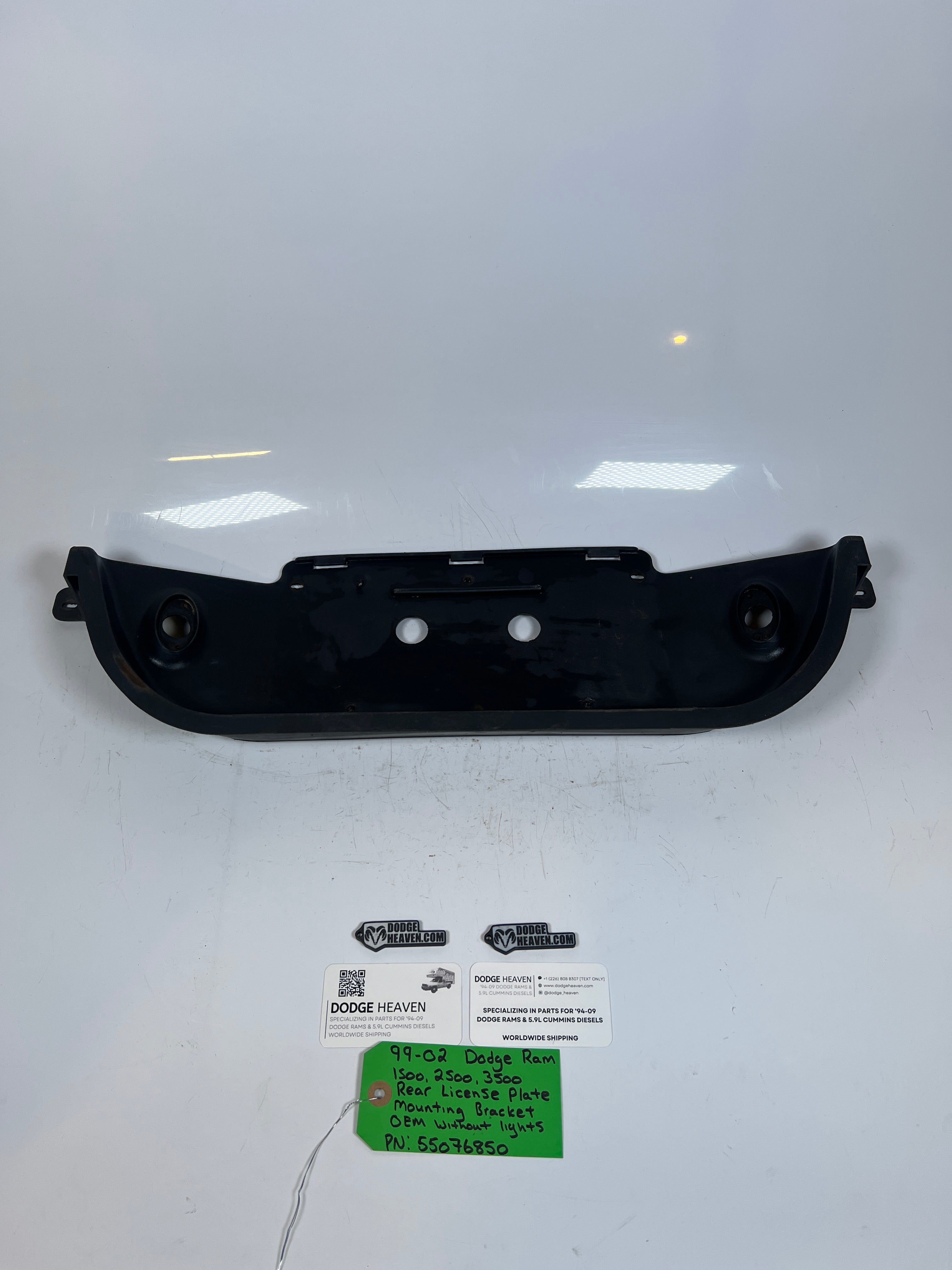 1999-2002 Dodge Ram 1500-3500 Rear License Plate Mounting Bracket