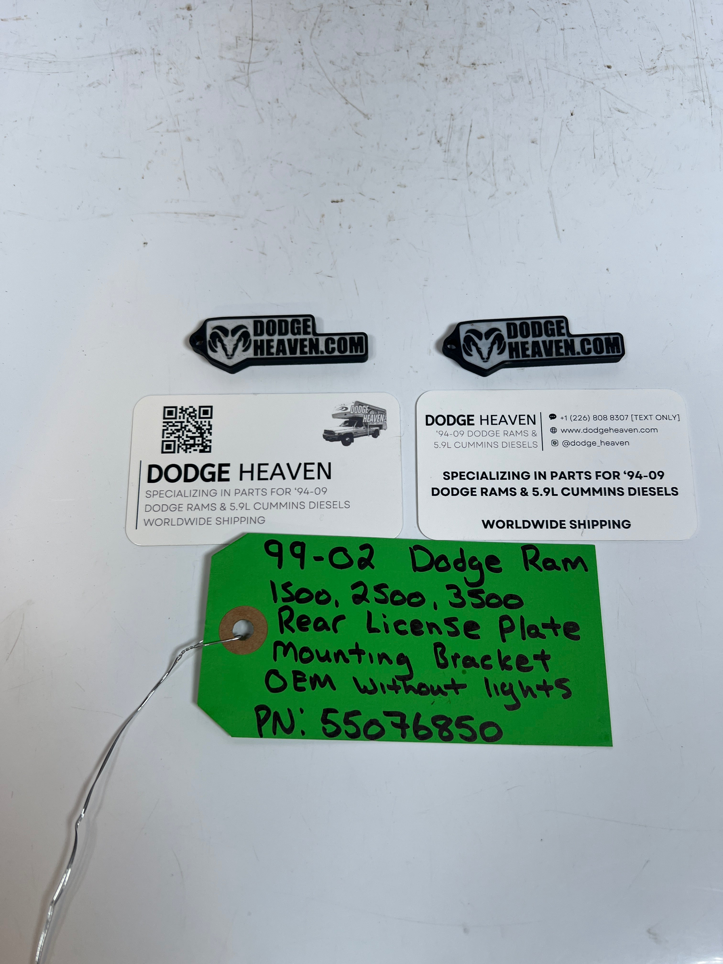 1999-2002 Dodge Ram 1500-3500 Rear License Plate Mounting Bracket