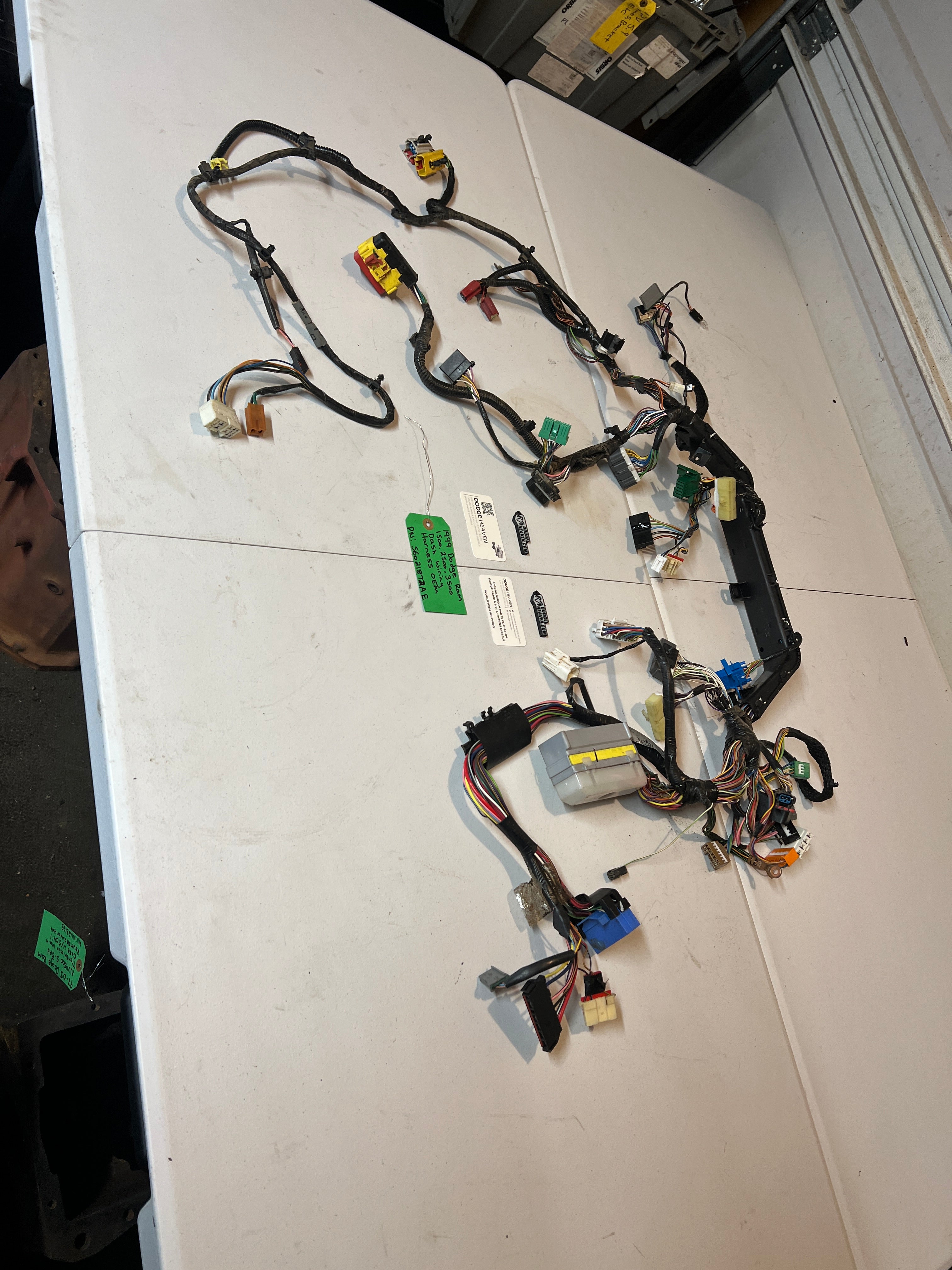 1999-1999 Dodge Ram 1500 2500 3500 Dash Wiring Harness