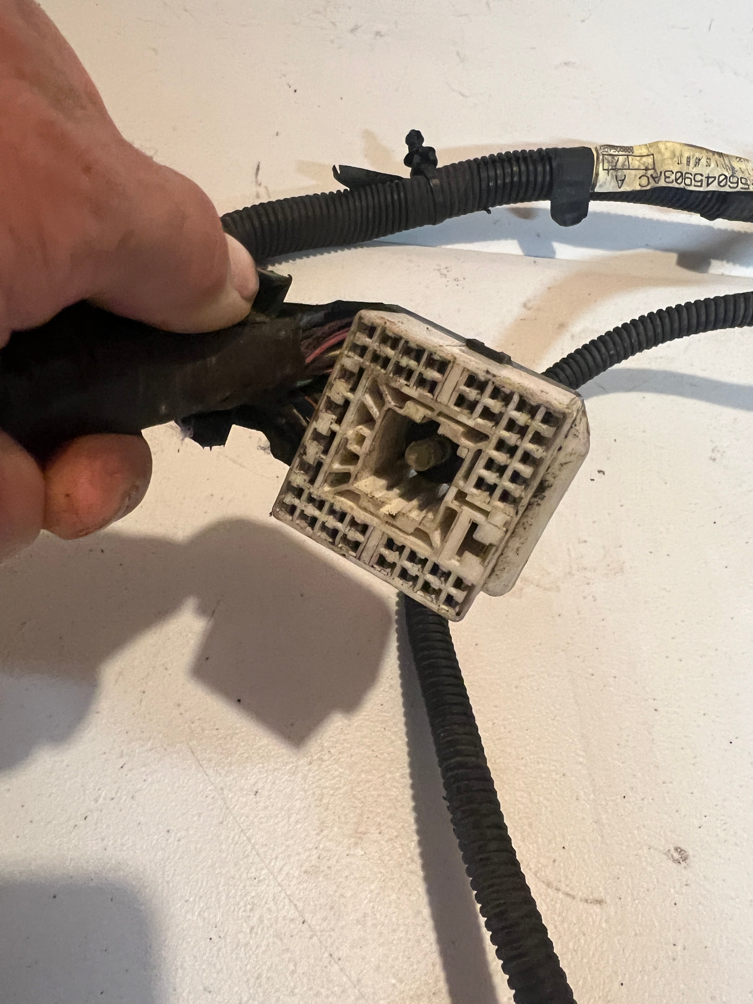 2002-2002 Dodge Ram 2500 3500 5.9L Cummins Auto Trans Wiring Harness