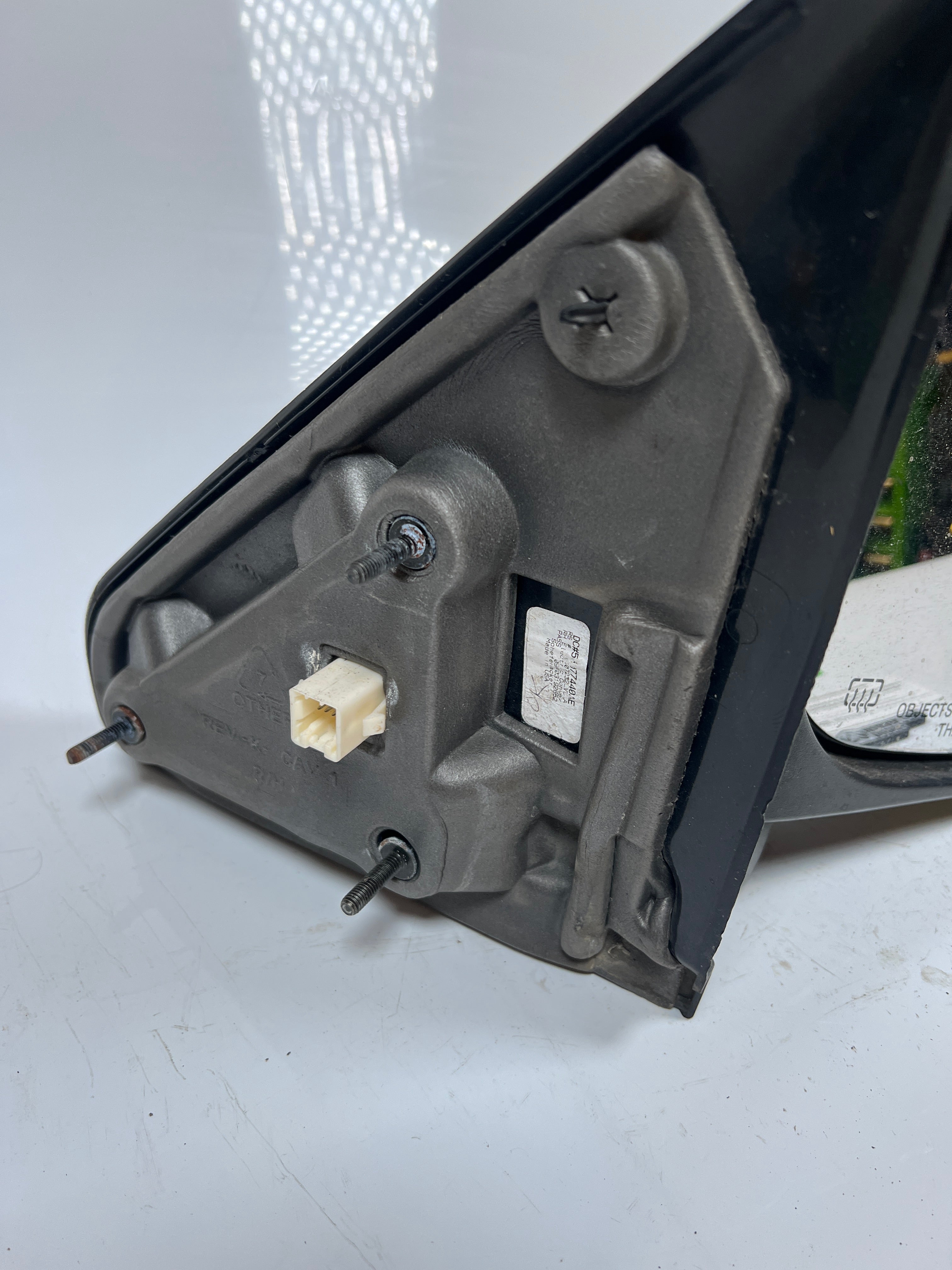 2002-2009 Dodge Ram 1500-3500 Passenger RH Power / Heat Folding Mirror