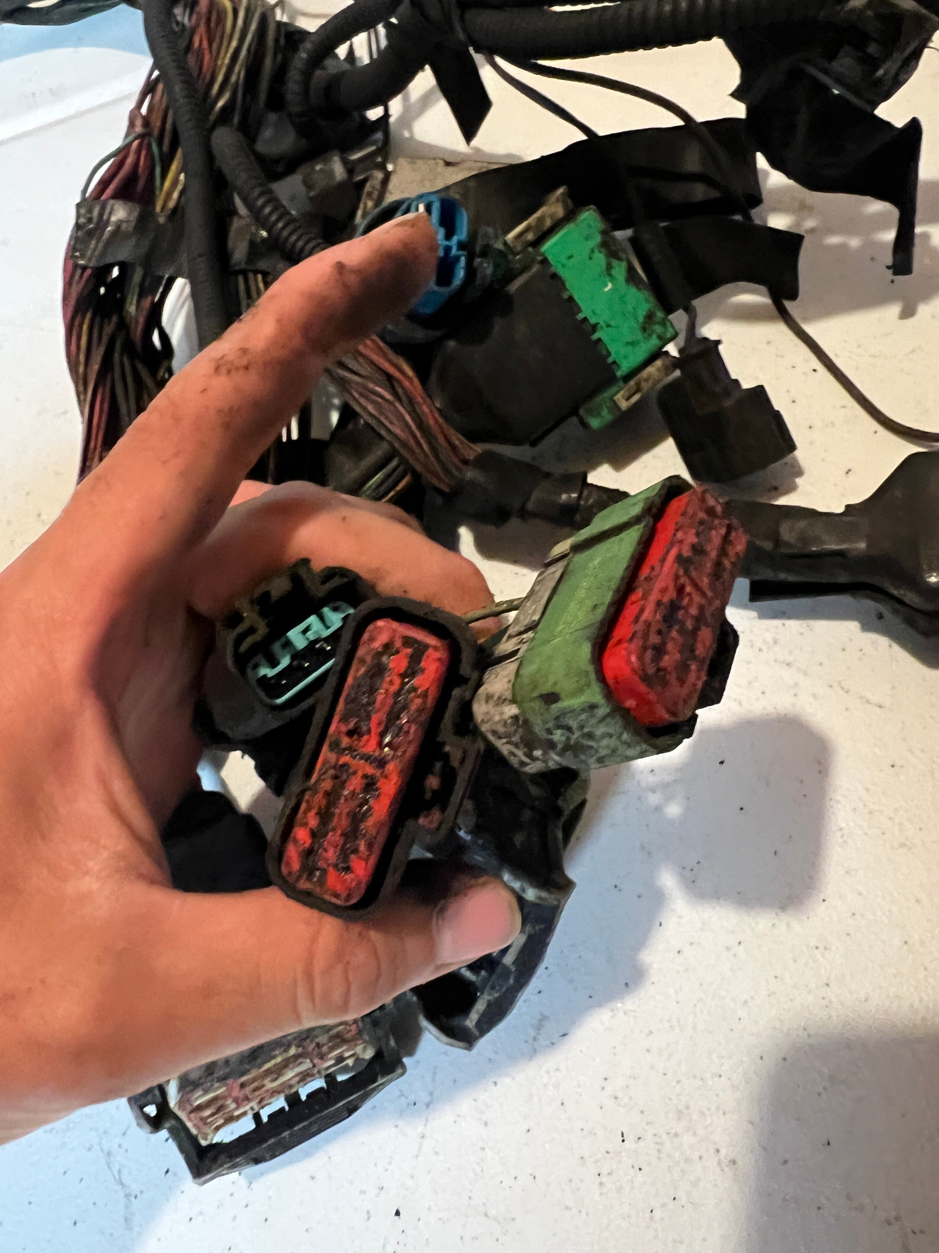 2003-2003 Dodge Ram 2500 3500 5.9L Cummins Auto Engine bay Wiring Harness