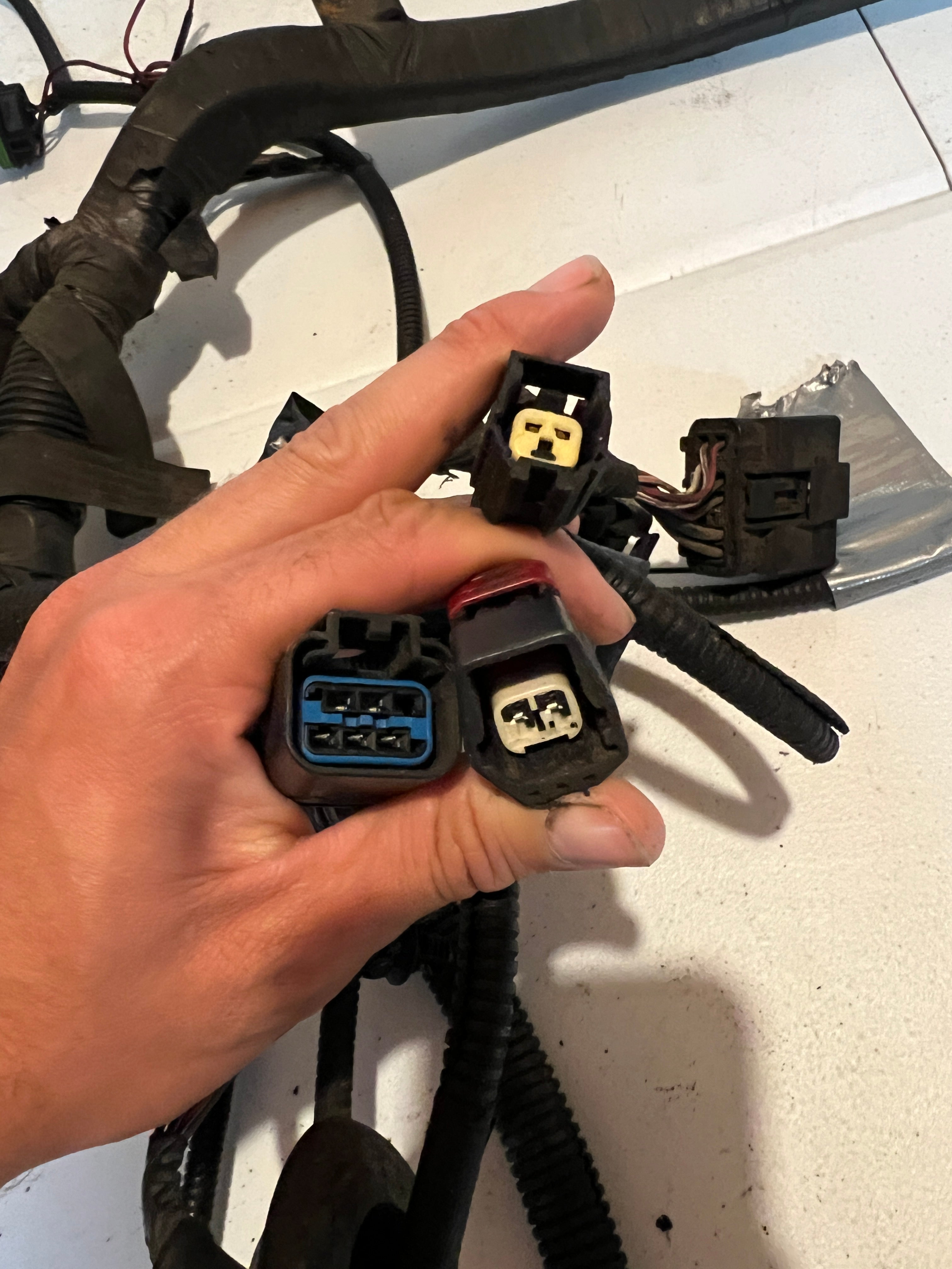 2003-2003 Dodge Ram 2500 3500 5.9L Cummins Auto Engine bay Wiring Harness