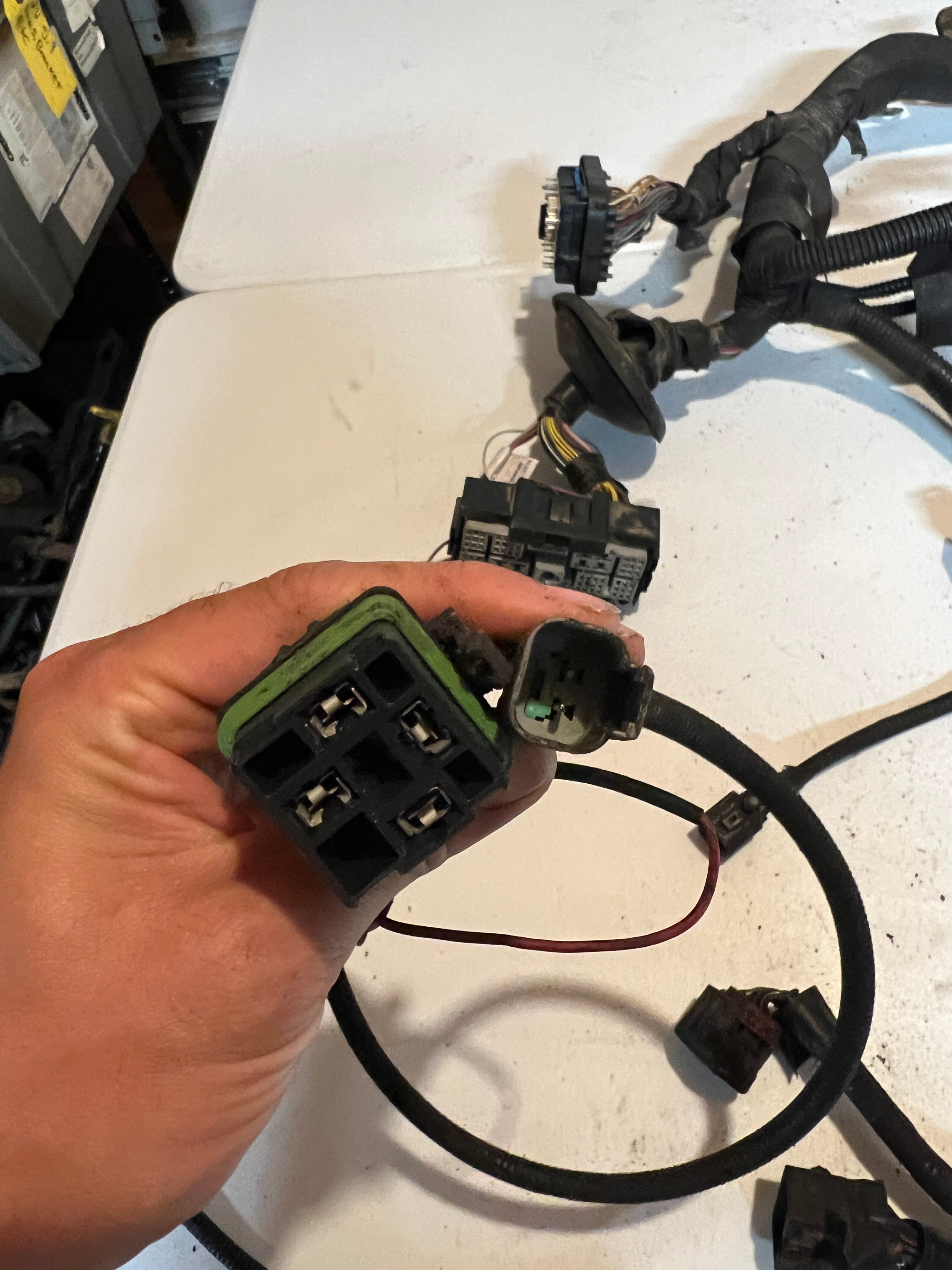 2003-2003 Dodge Ram 2500 3500 5.9L Cummins Auto Engine bay Wiring Harness