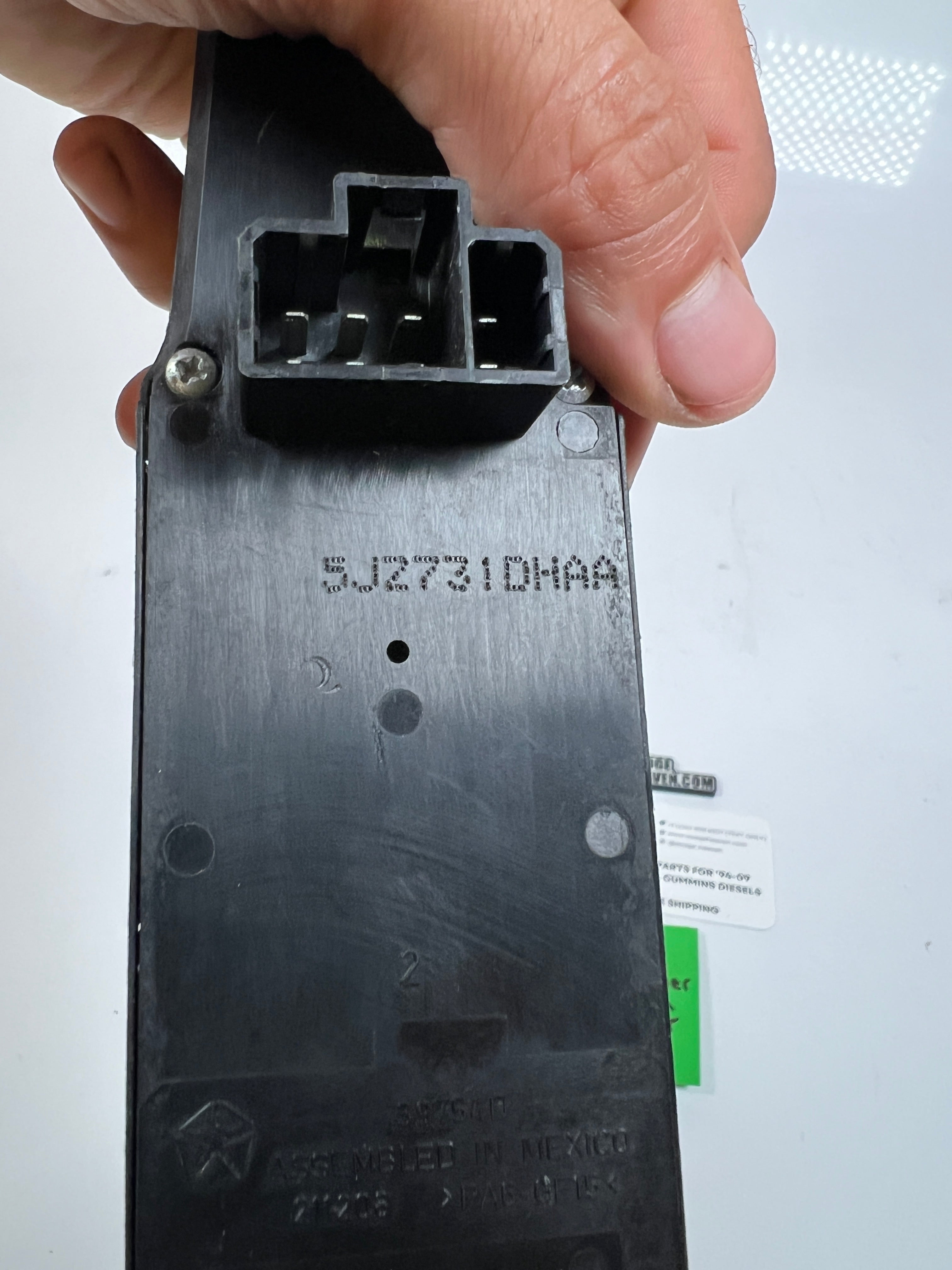2002-2009 Dodge Ram 1500-3500 Driver Power Window / Lock Switch