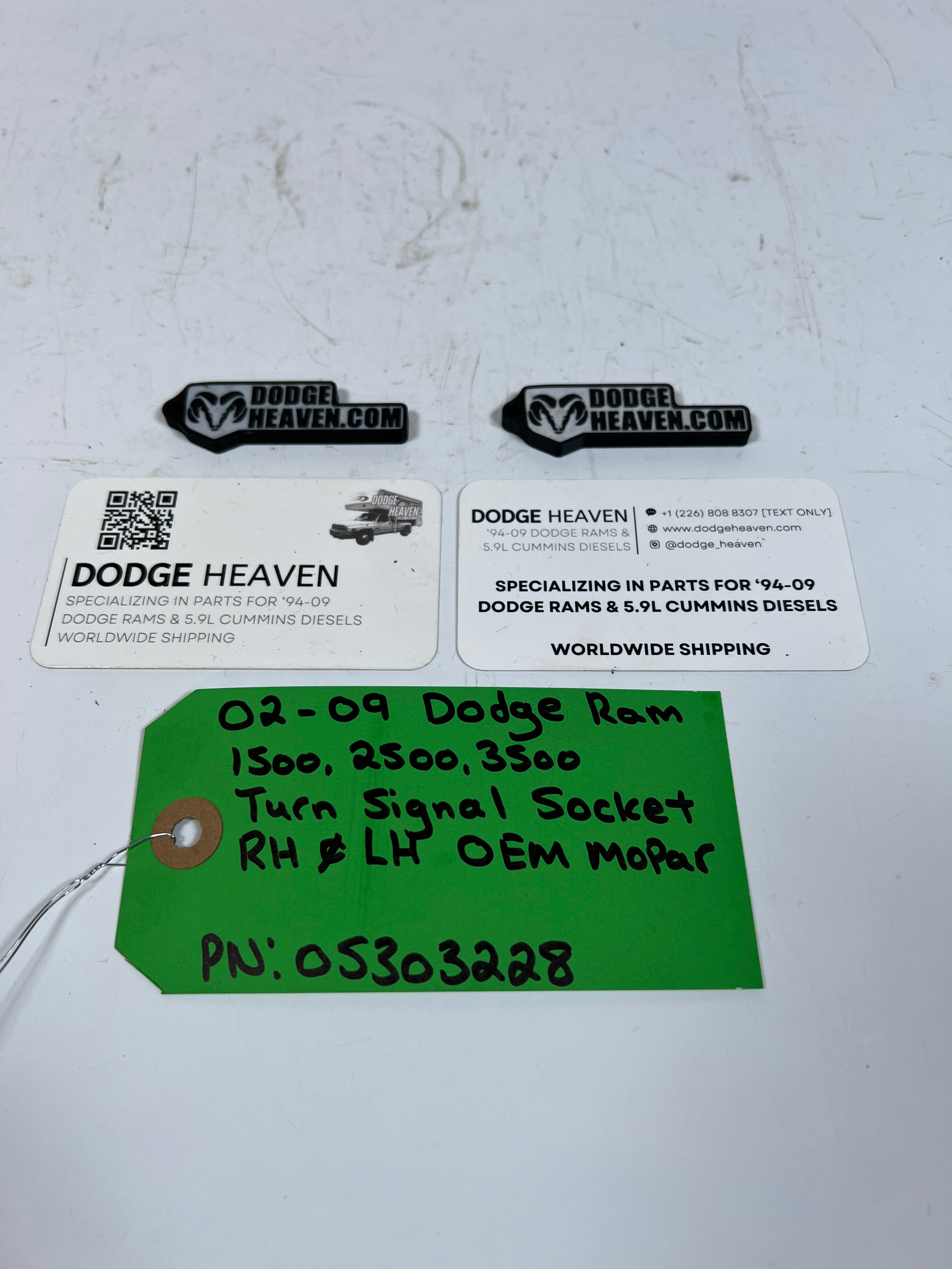 2002-2009 Dodge Ram 1500-3500 Turn Signal Socket RH / LH