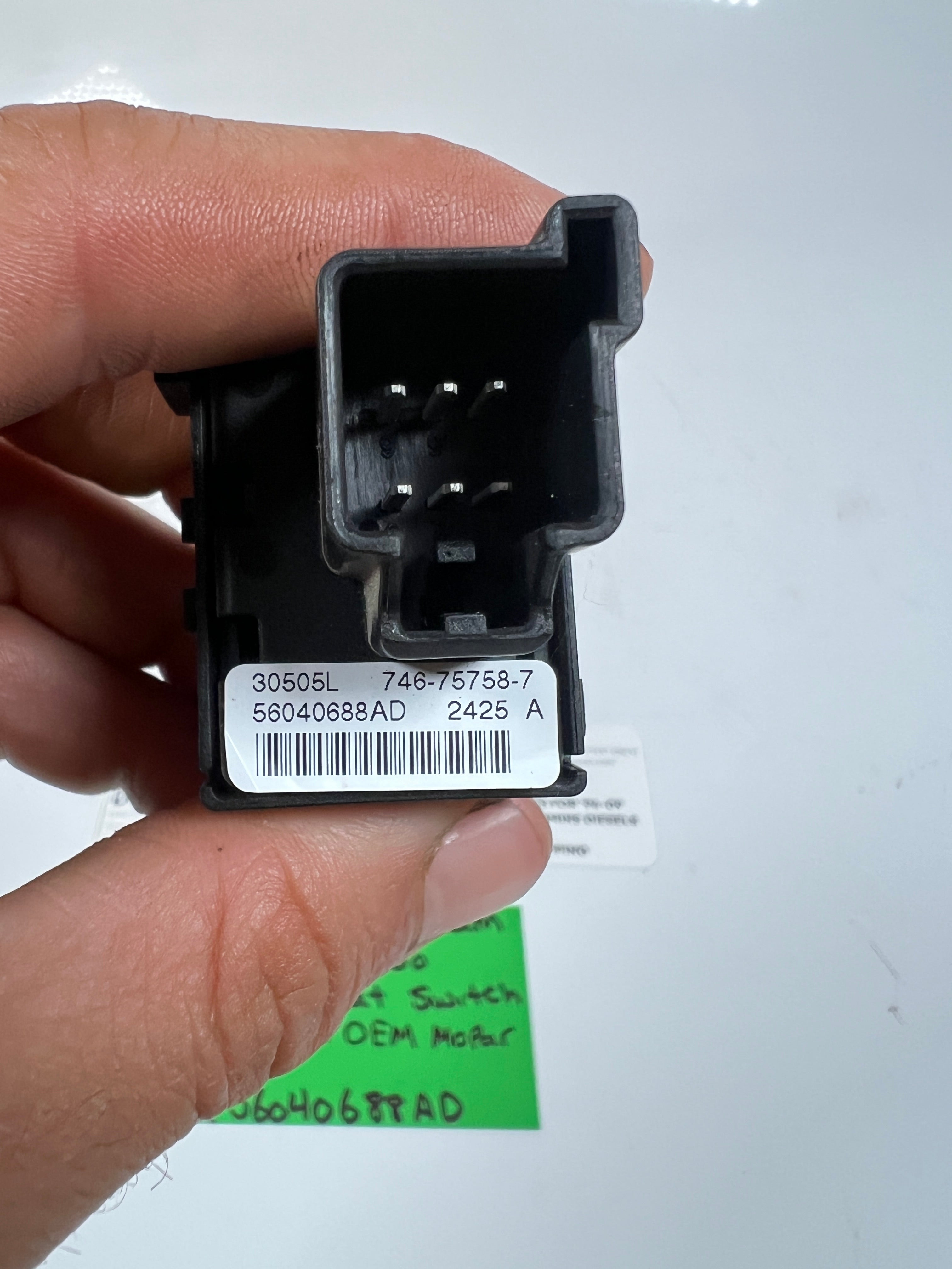 2006-2009 Dodge Ram 1500-3500 Heated Seat Switch LH