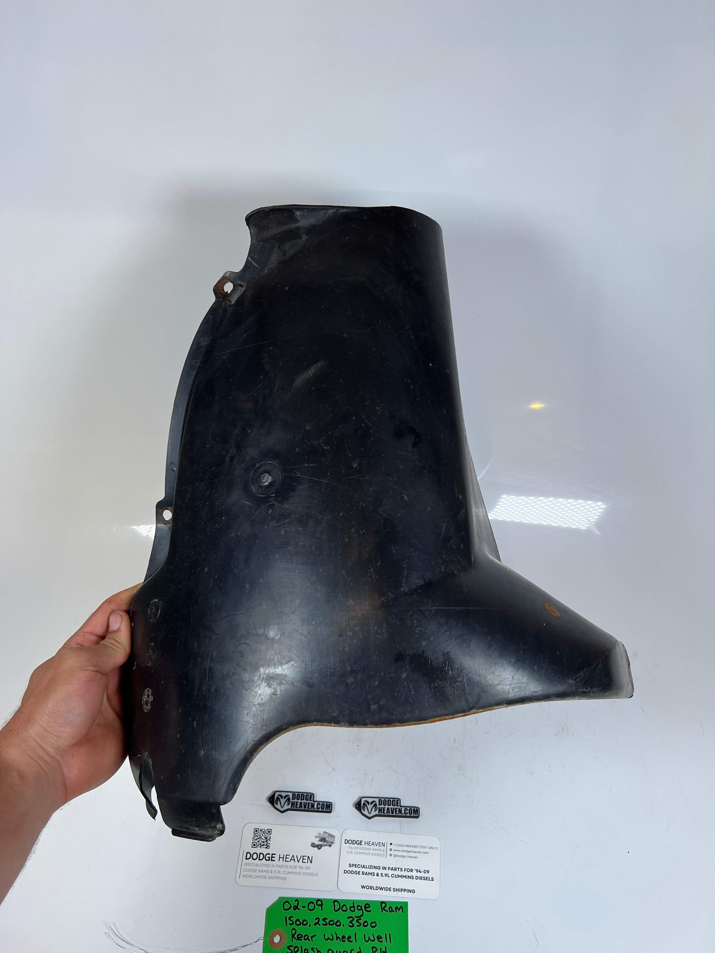 2002-2009 Dodge Ram 1500-3500 Rear Wheel Well Splash Guard Pass RH