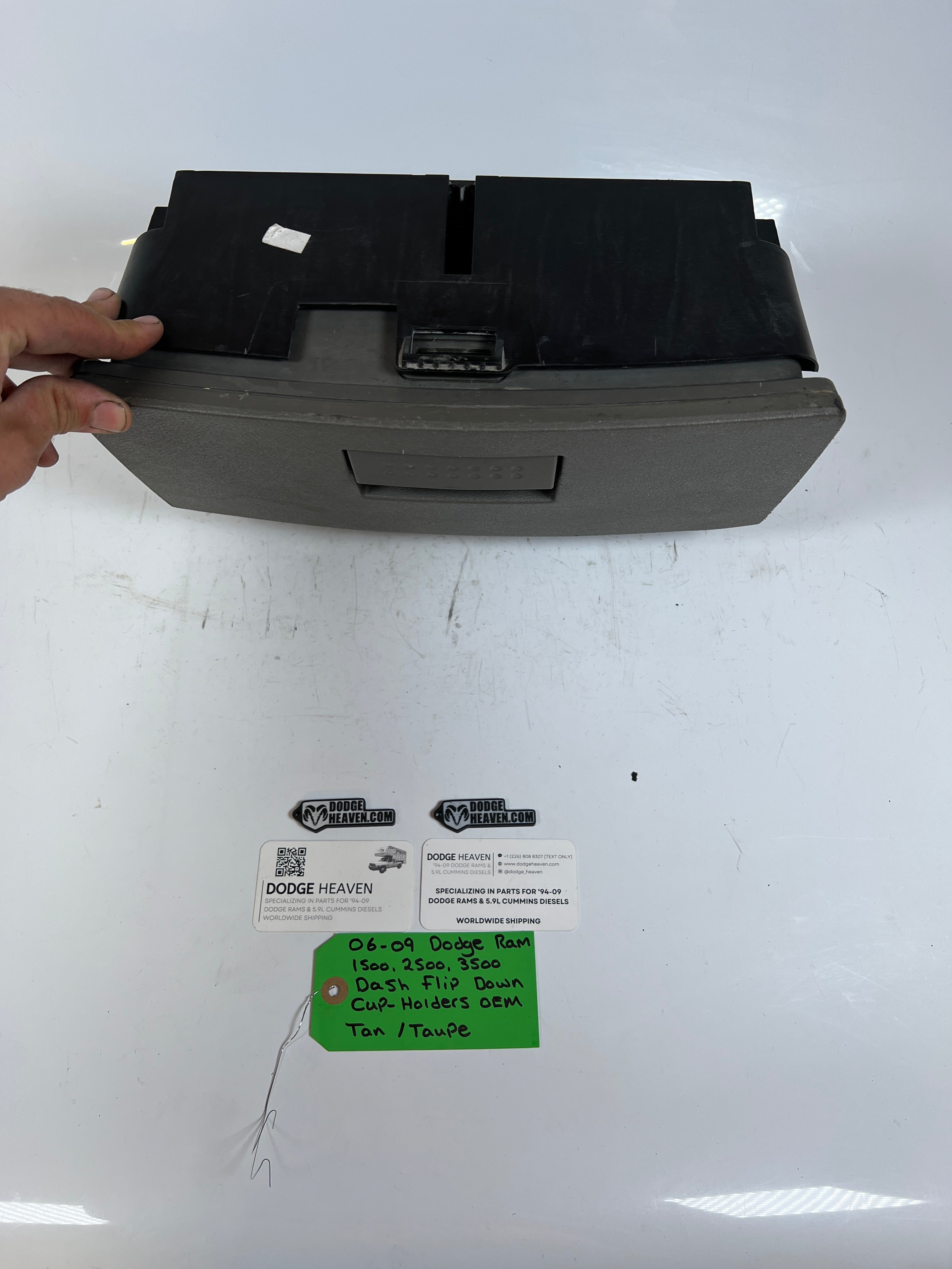 2006-2009 Dodge Ram 1500-3500 Dash Flip Down Cup Holders Tan / Taupe