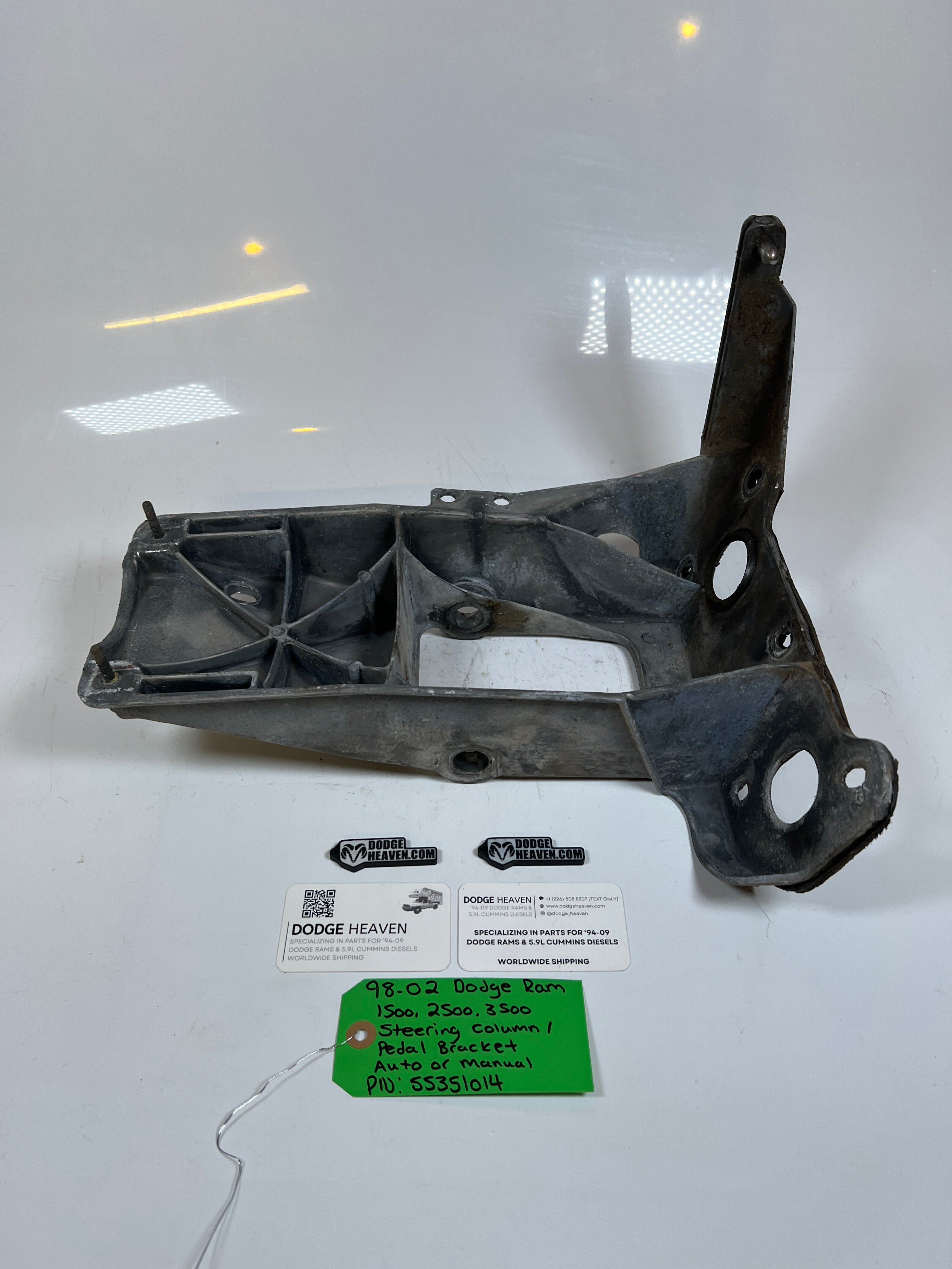 1998-2002 Dodge Ram 1500-3500 Steering Column / Pedal Bracket