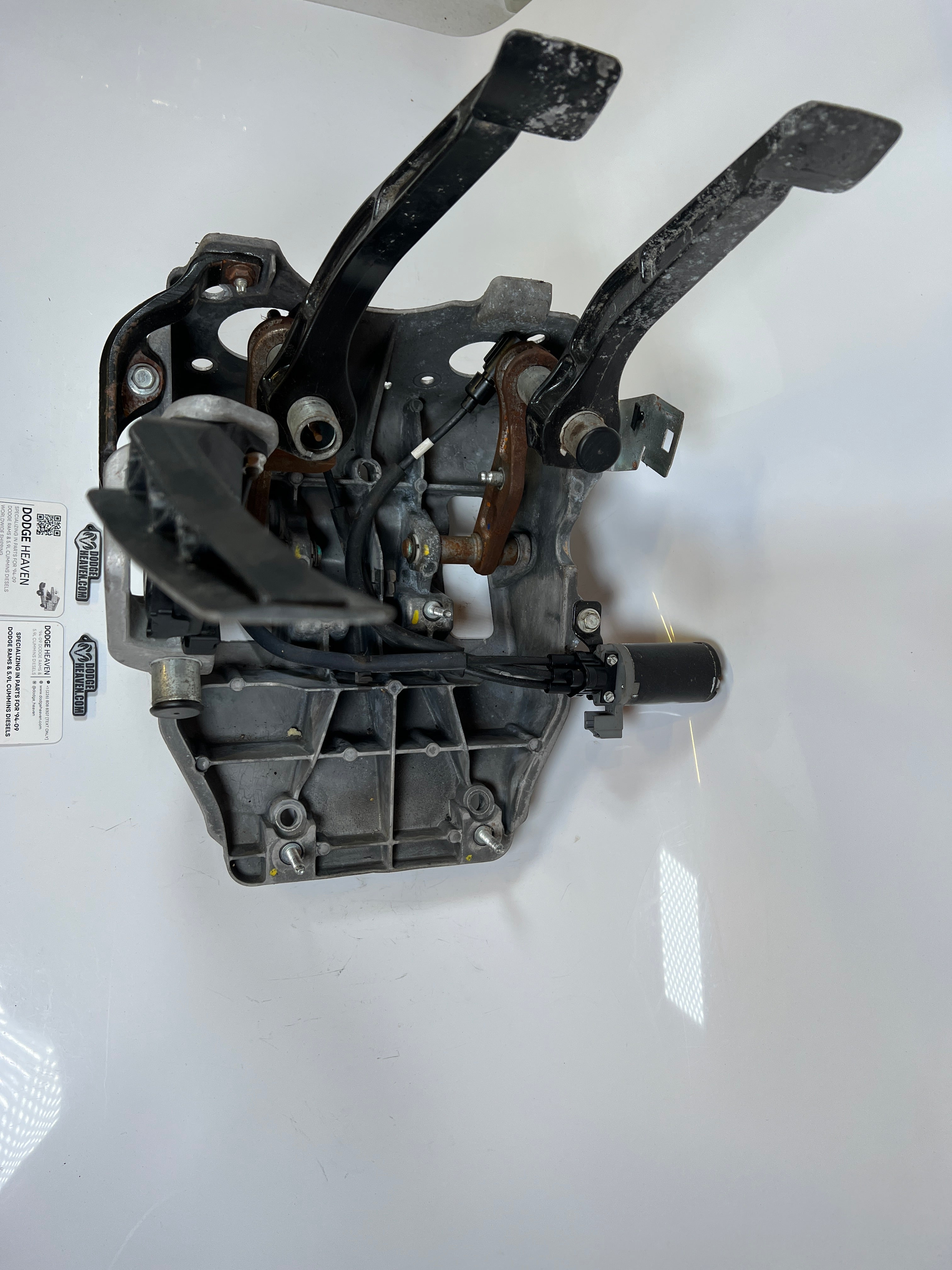2006-2009 Dodge Ram 2500 3500 Power Adjustable Clutch Gas Brake Pedal Assembly