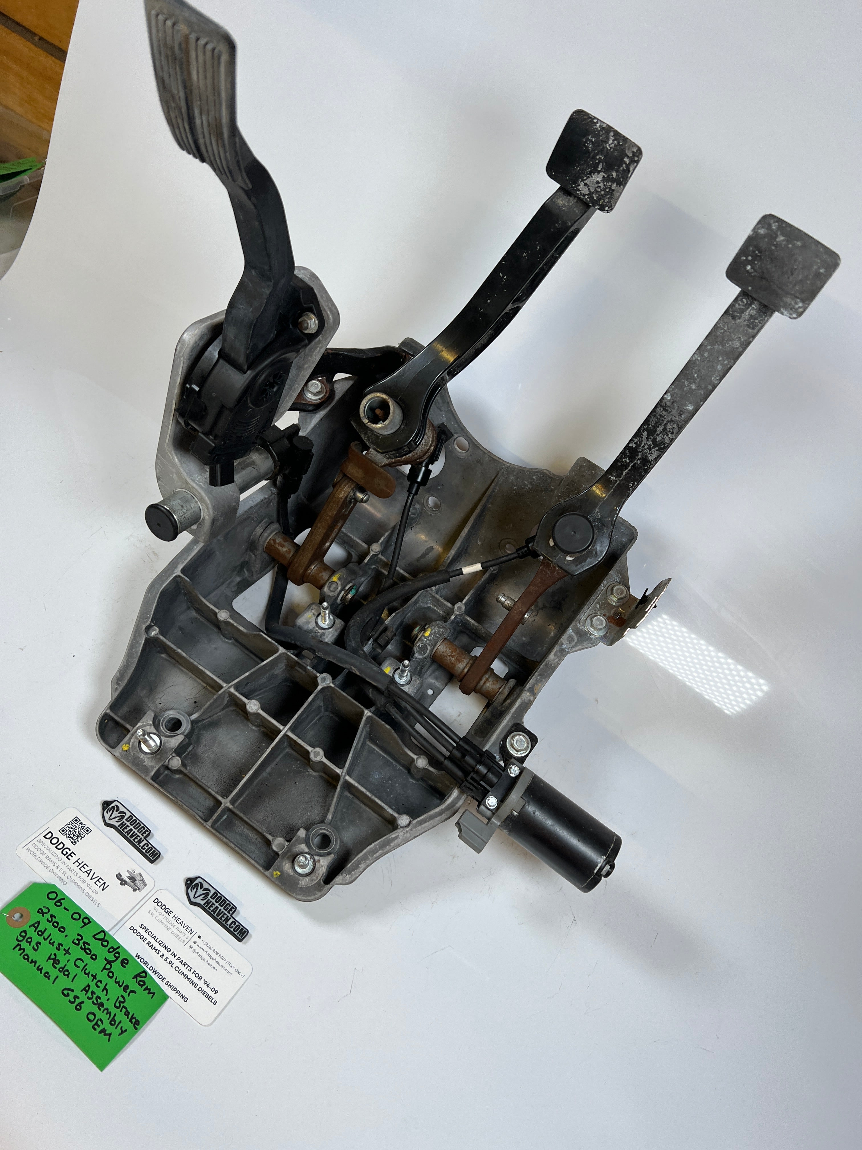 2006-2009 Dodge Ram 2500 3500 Power Adjustable Clutch Gas Brake Pedal Assembly