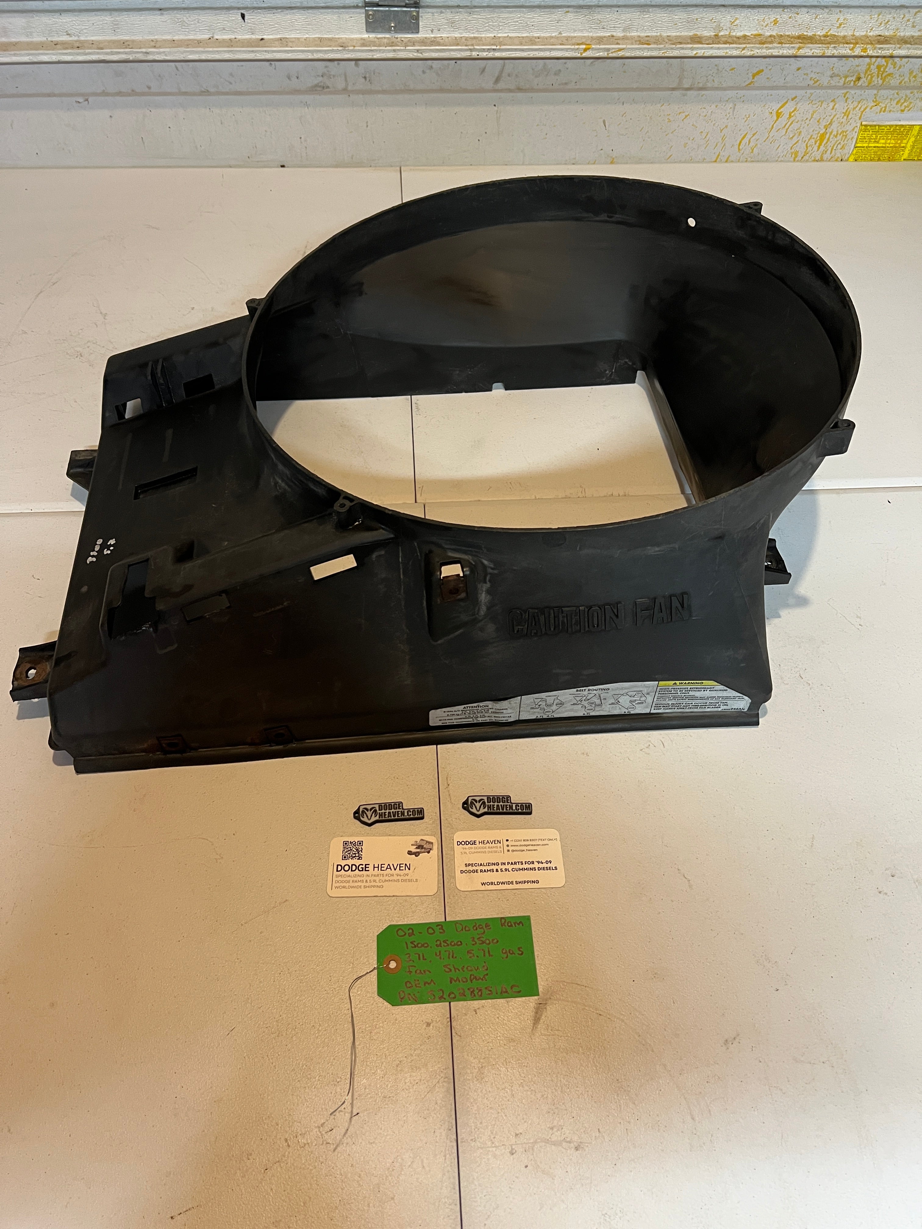 2002-2003 Dodge Ram 1500-3500 3.7L 4.7L 5.7L fan Shroud