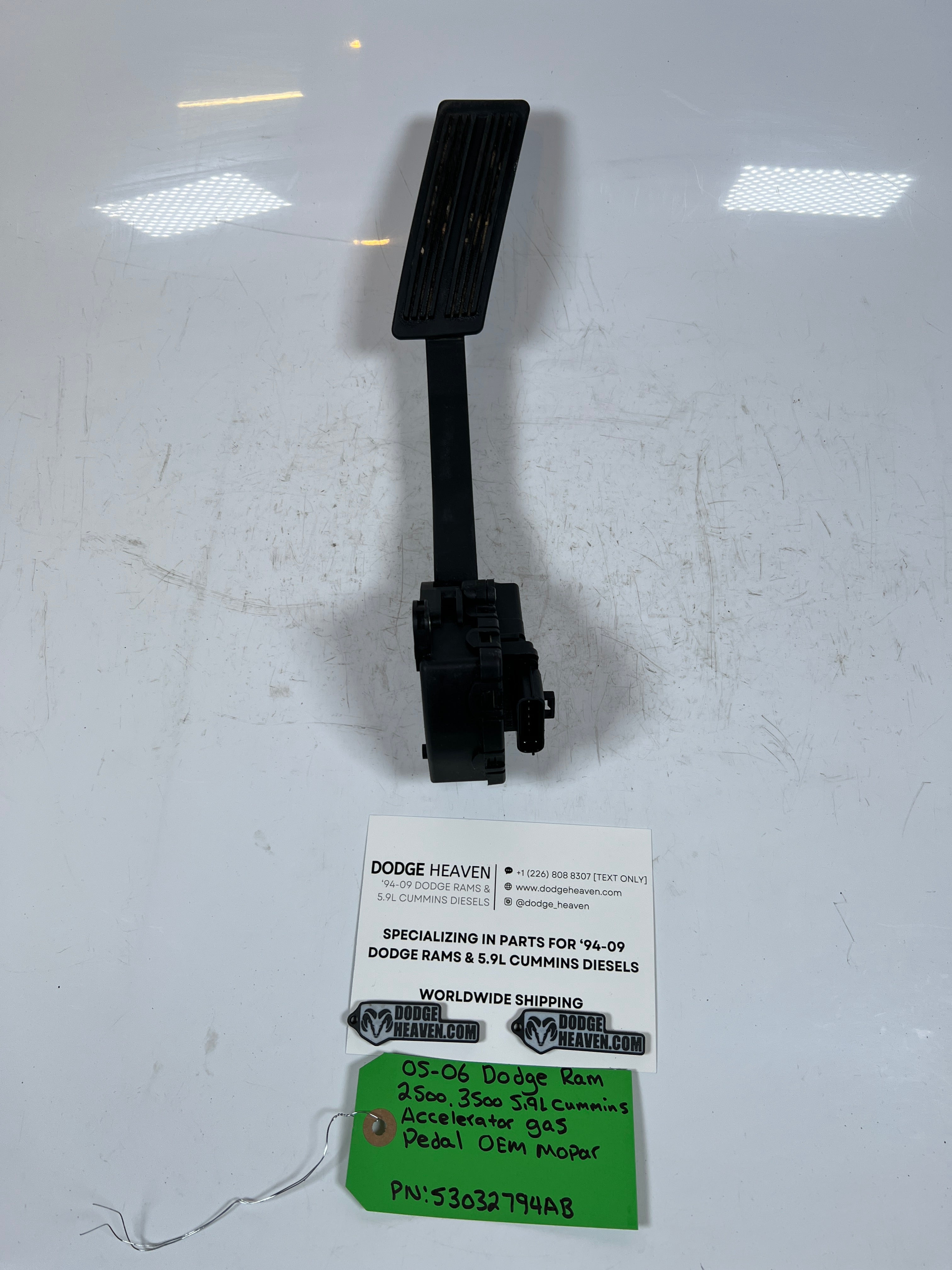 2005-2006 Dodge Ram 2500 3500 5.9L Cummins Accelerator / Gas Pedal