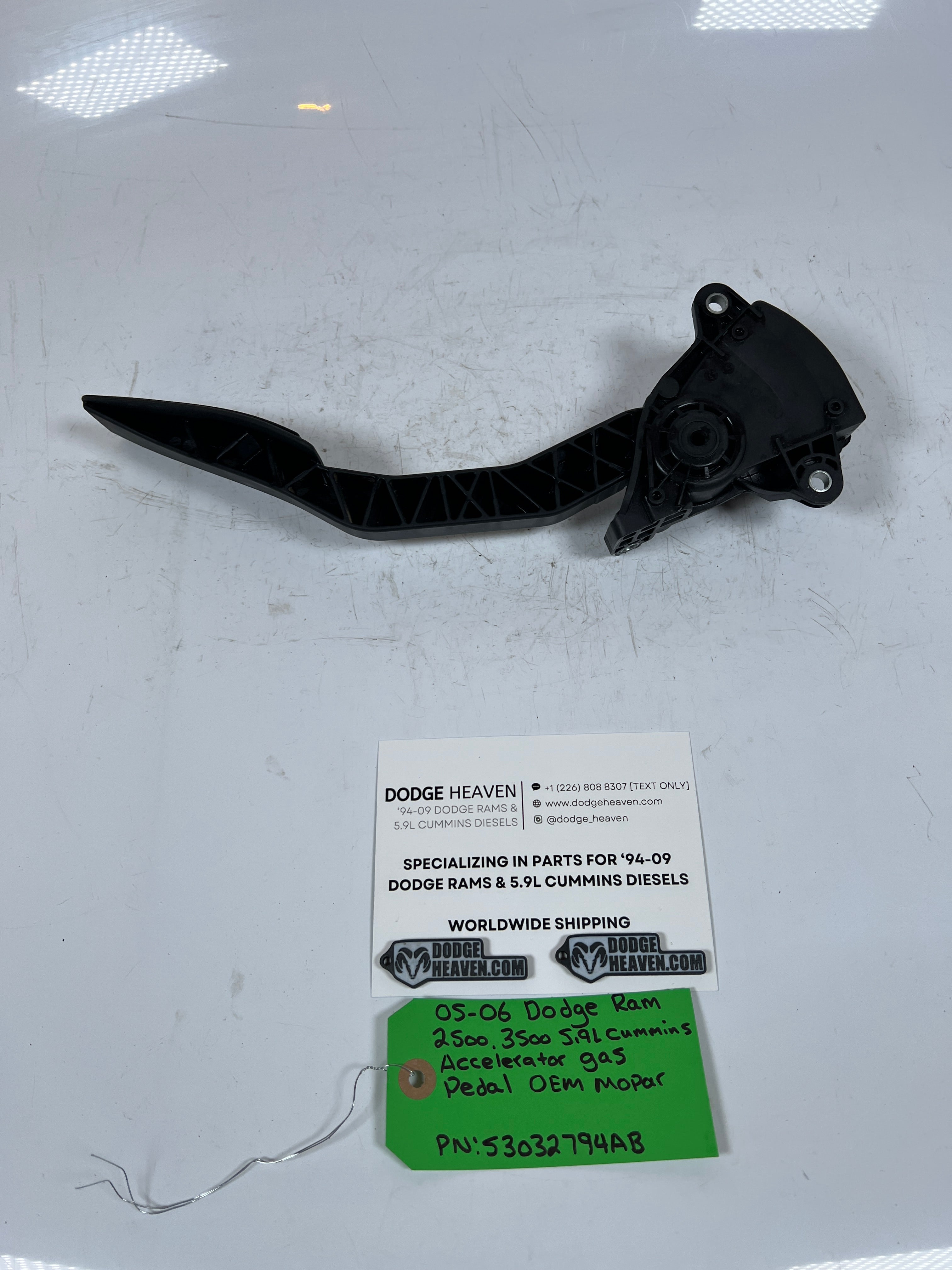 2005-2006 Dodge Ram 2500 3500 5.9L Cummins Accelerator / Gas Pedal