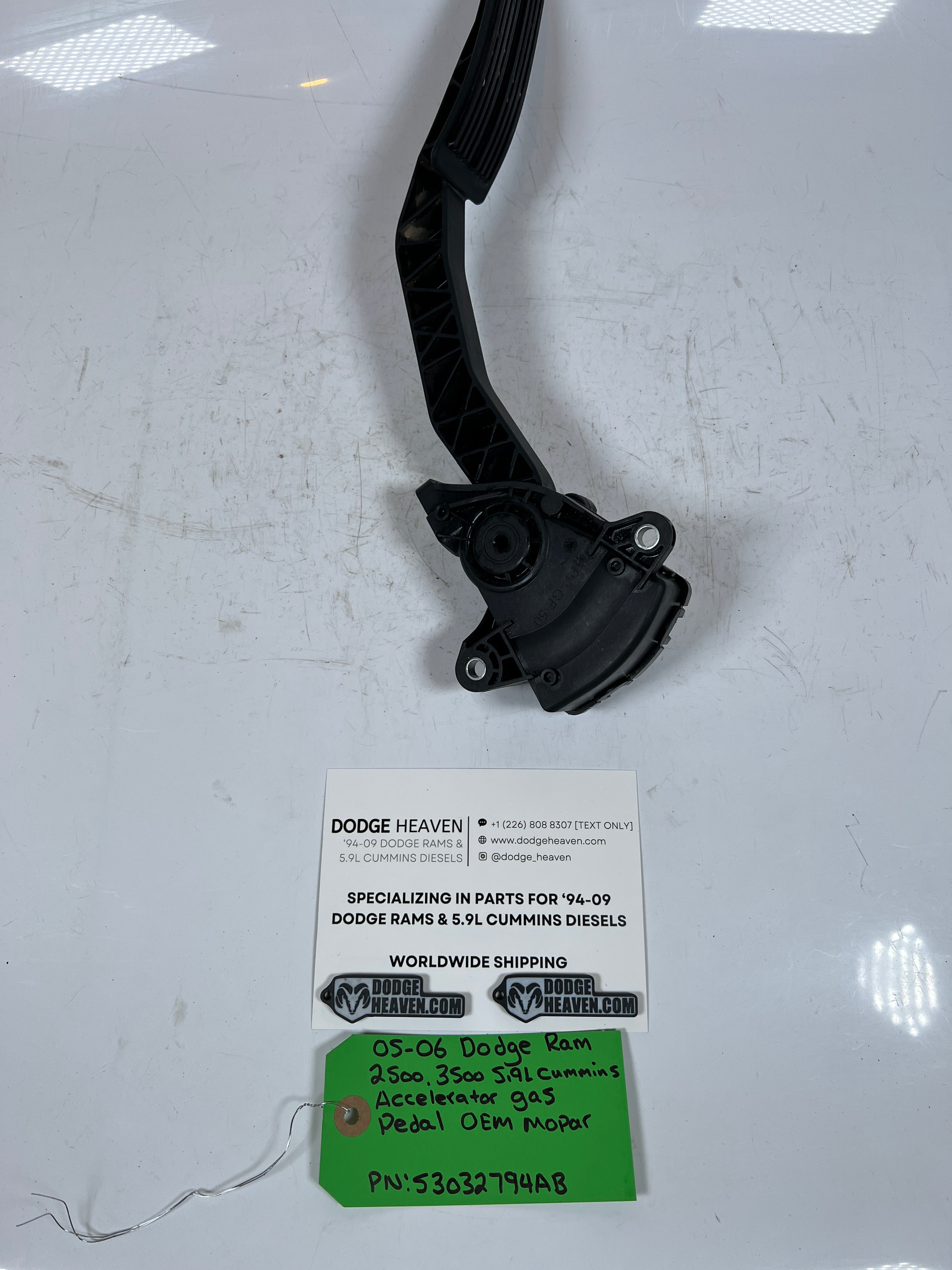 2005-2006 Dodge Ram 2500 3500 5.9L Cummins Accelerator / Gas Pedal