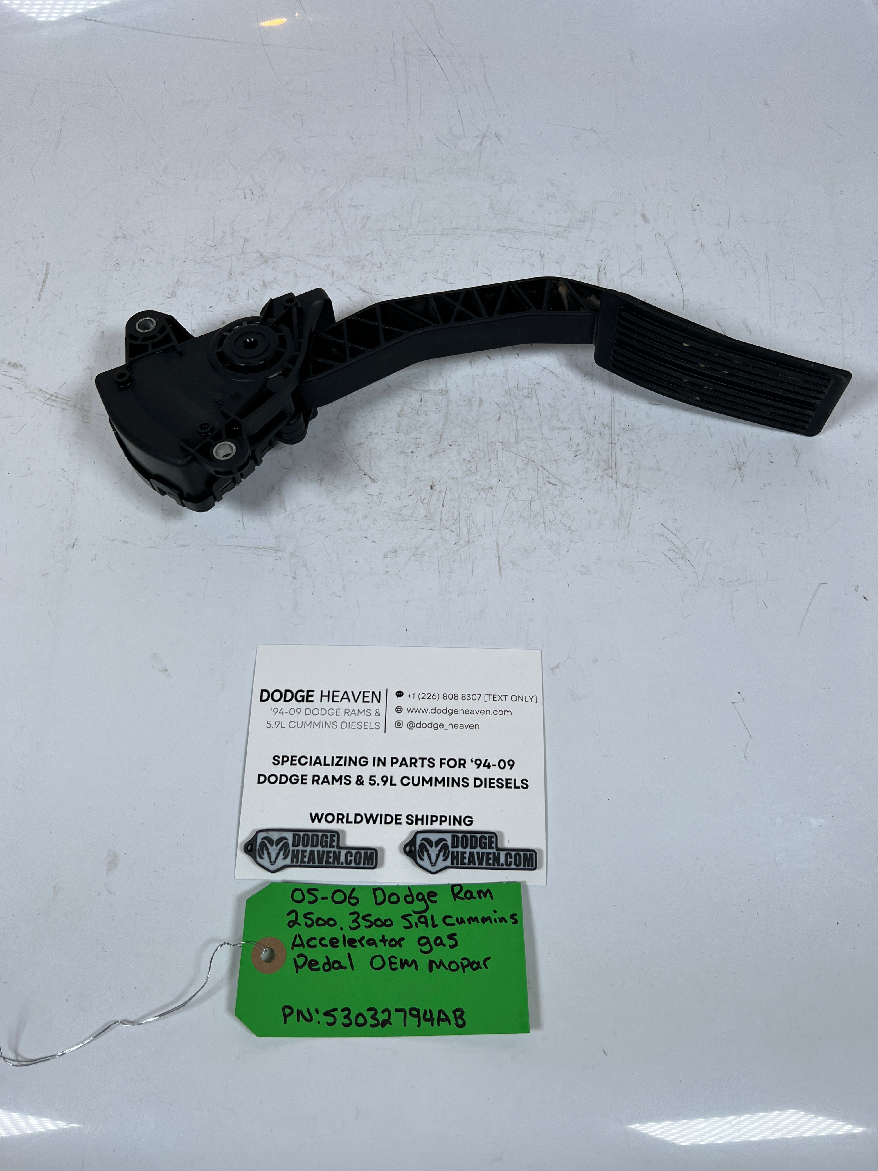 2005-2006 Dodge Ram 2500 3500 5.9L Cummins Accelerator / Gas Pedal