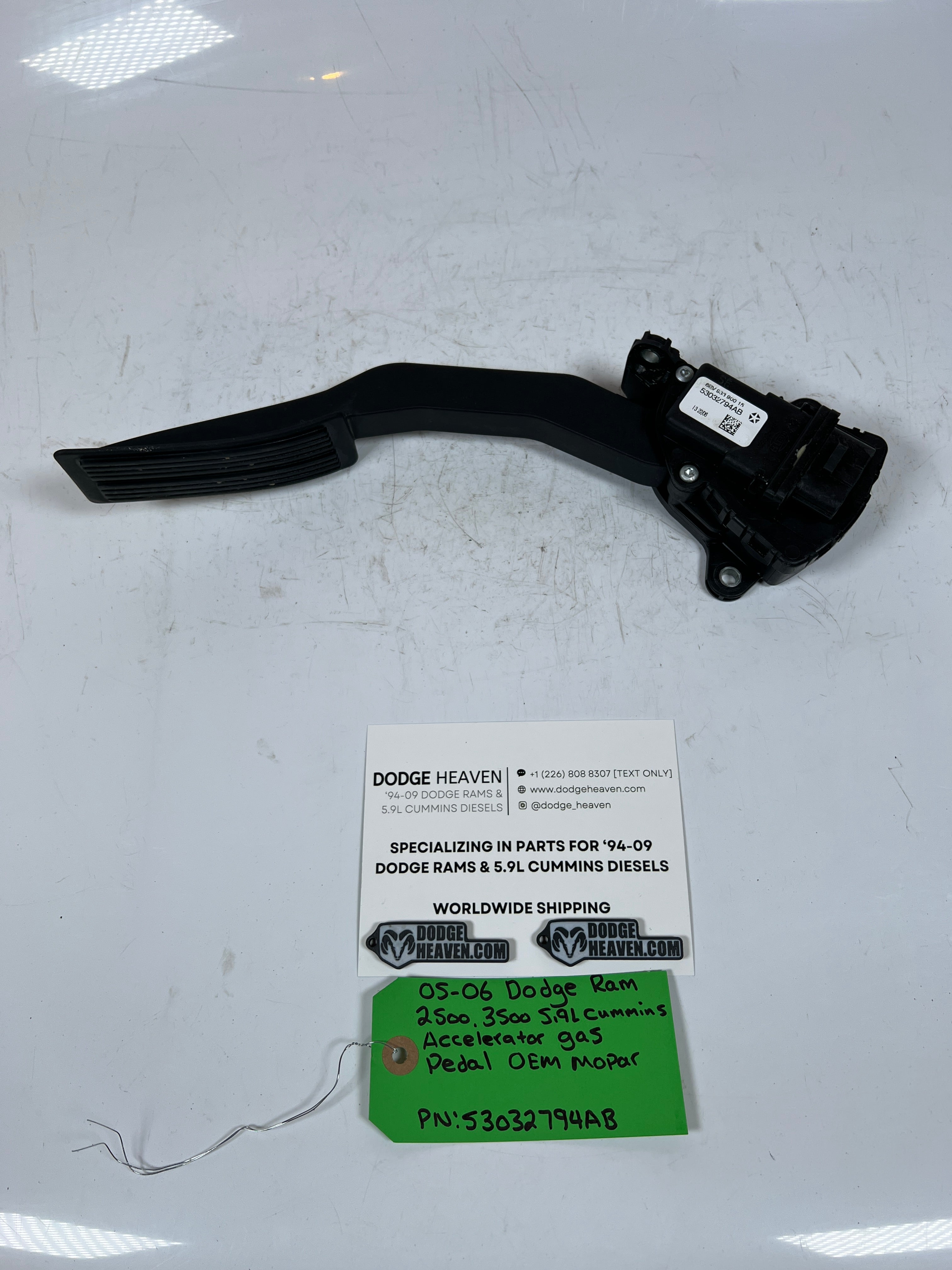 2005-2006 Dodge Ram 2500 3500 5.9L Cummins Accelerator / Gas Pedal