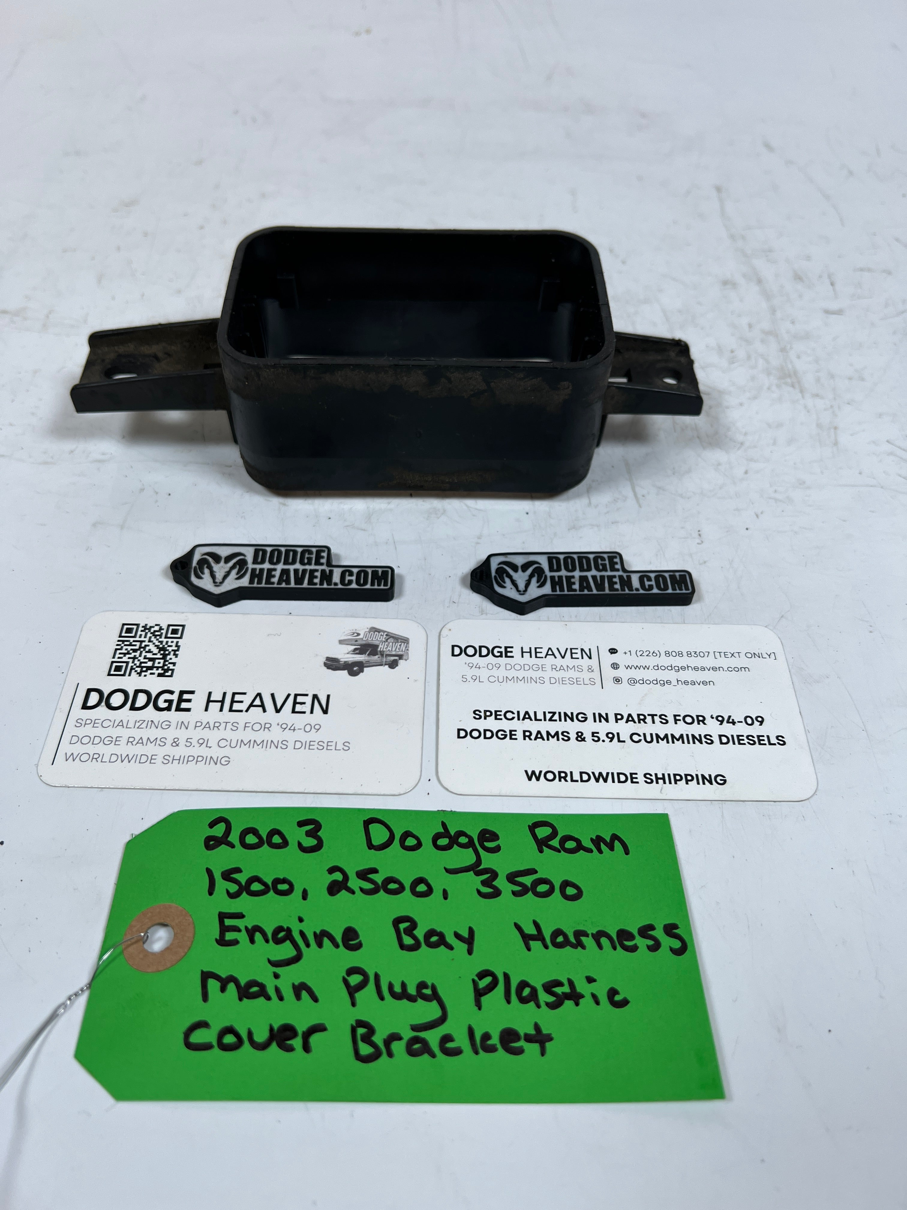 2003-2003 Dodge Ram 1500-3500 Engine Bay Wiring Harness Main Plug Plastic Cover