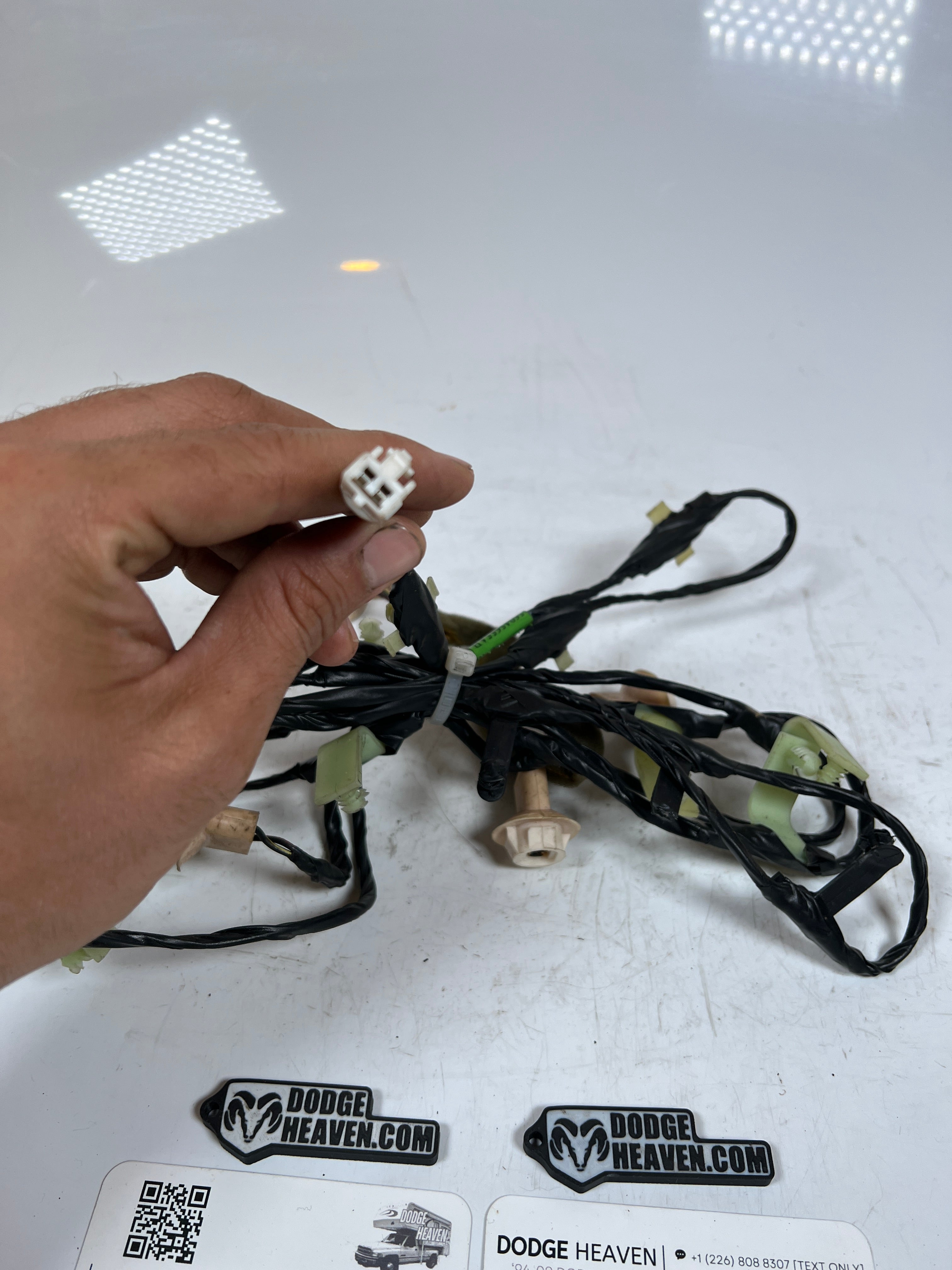 2003-2003 Dodge Ram 2500 3500 Cab Light Wiring Hanress