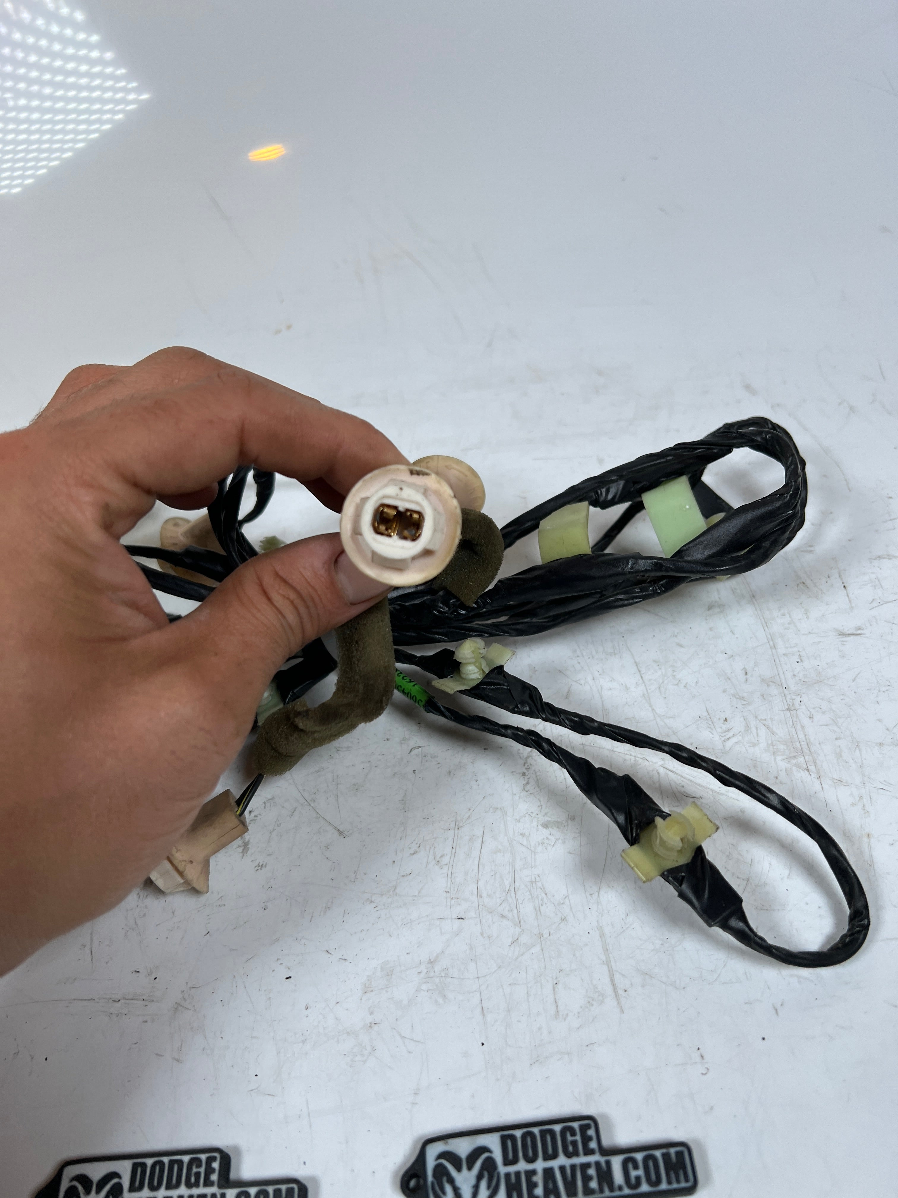 2003-2003 Dodge Ram 2500 3500 Cab Light Wiring Hanress