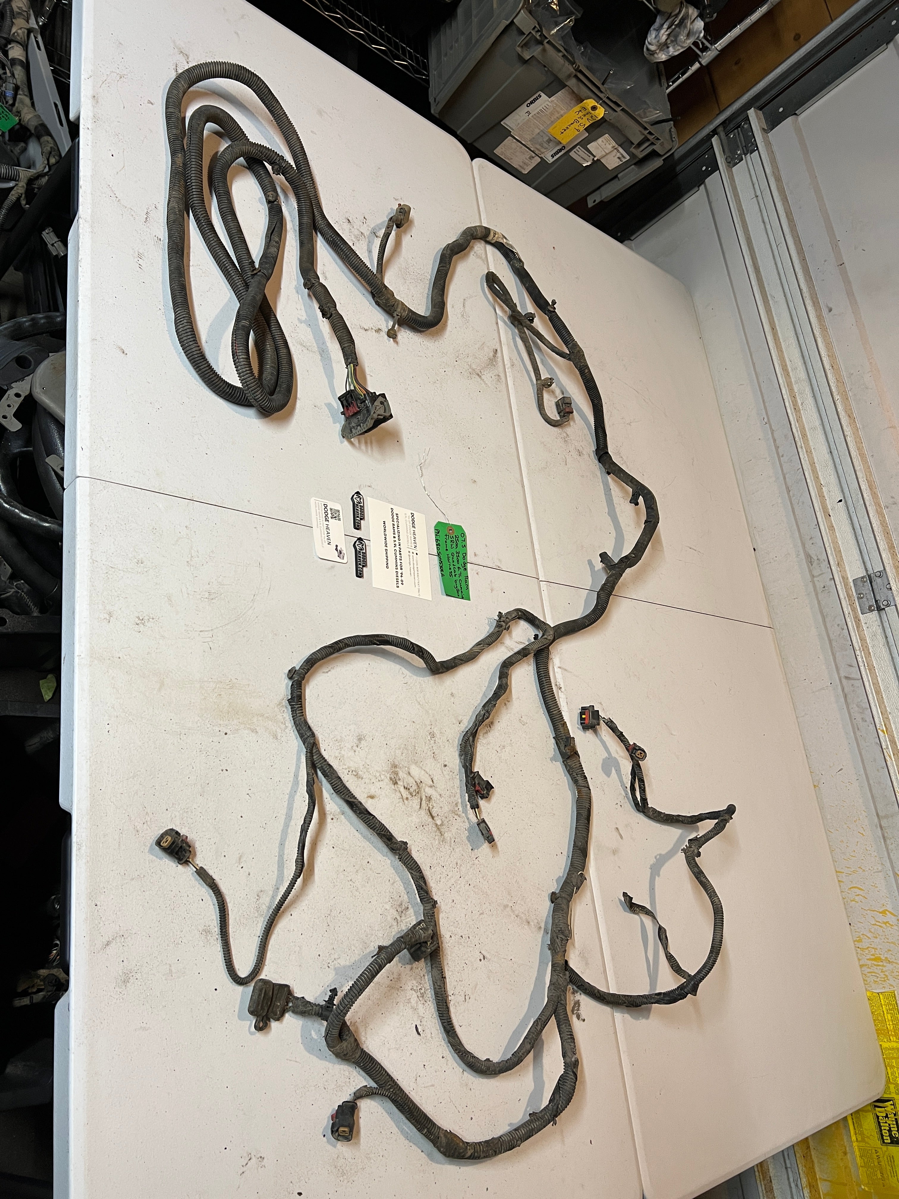 2007.5-2007.5 Dodge Ram 2500 3500 SRW Quad Cab Long Box Frame Harness