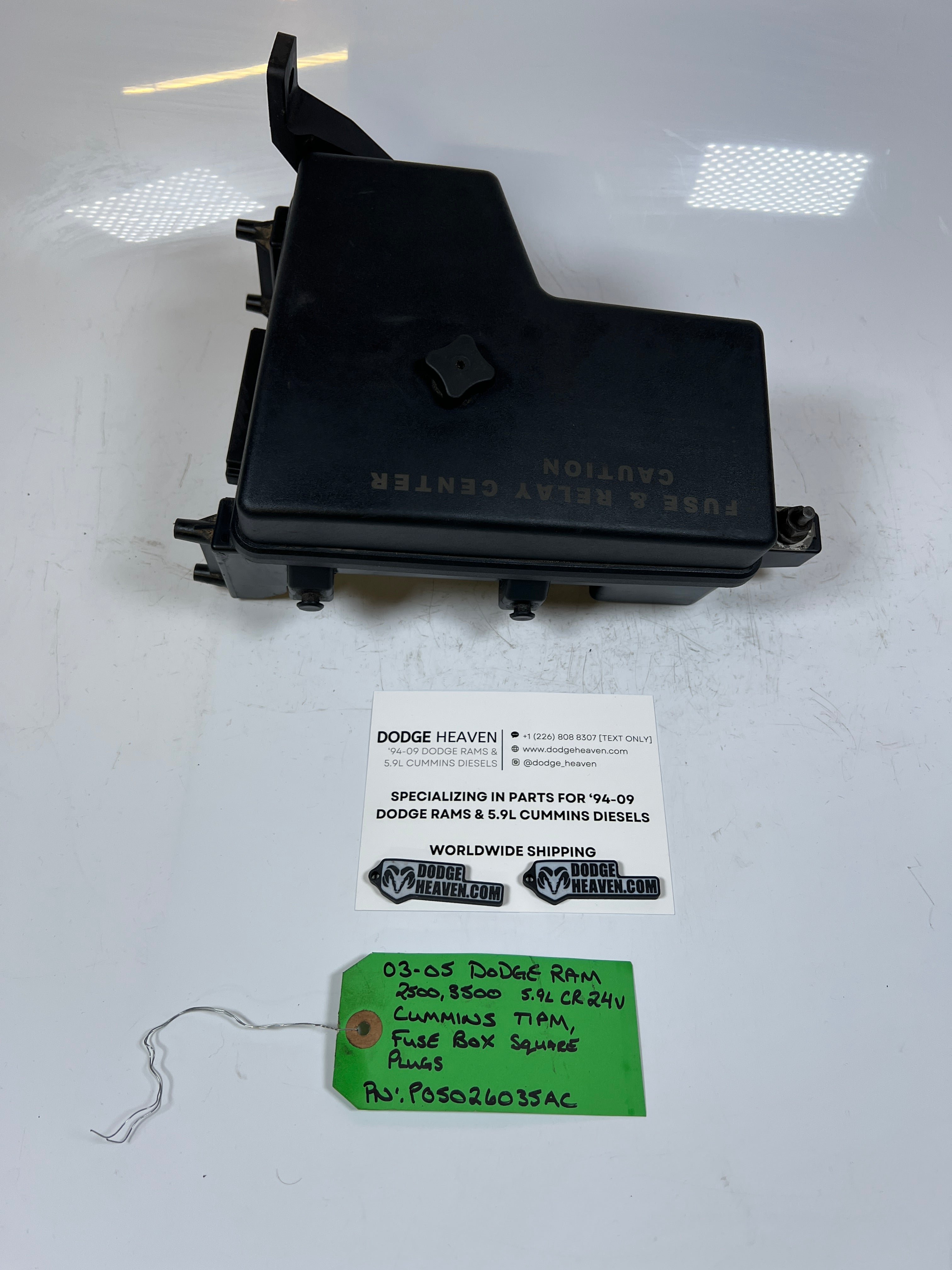 2003-2005 Dodge Ram 2500 3500 5.9L Cummins TIPM Fuse Box