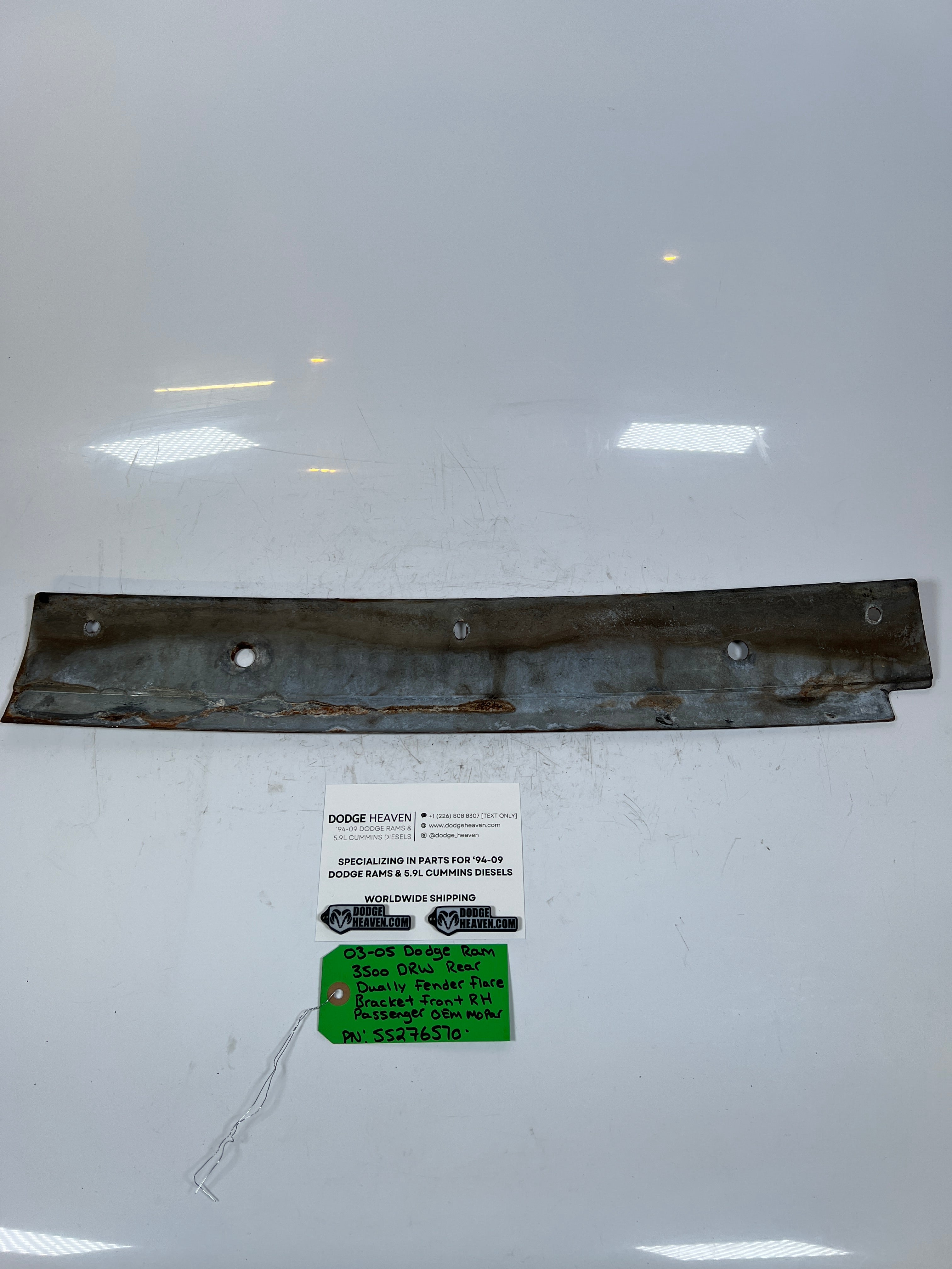 2003-2005 Dodge Ram 3500 Dually Fender Flare Bracket Front RH