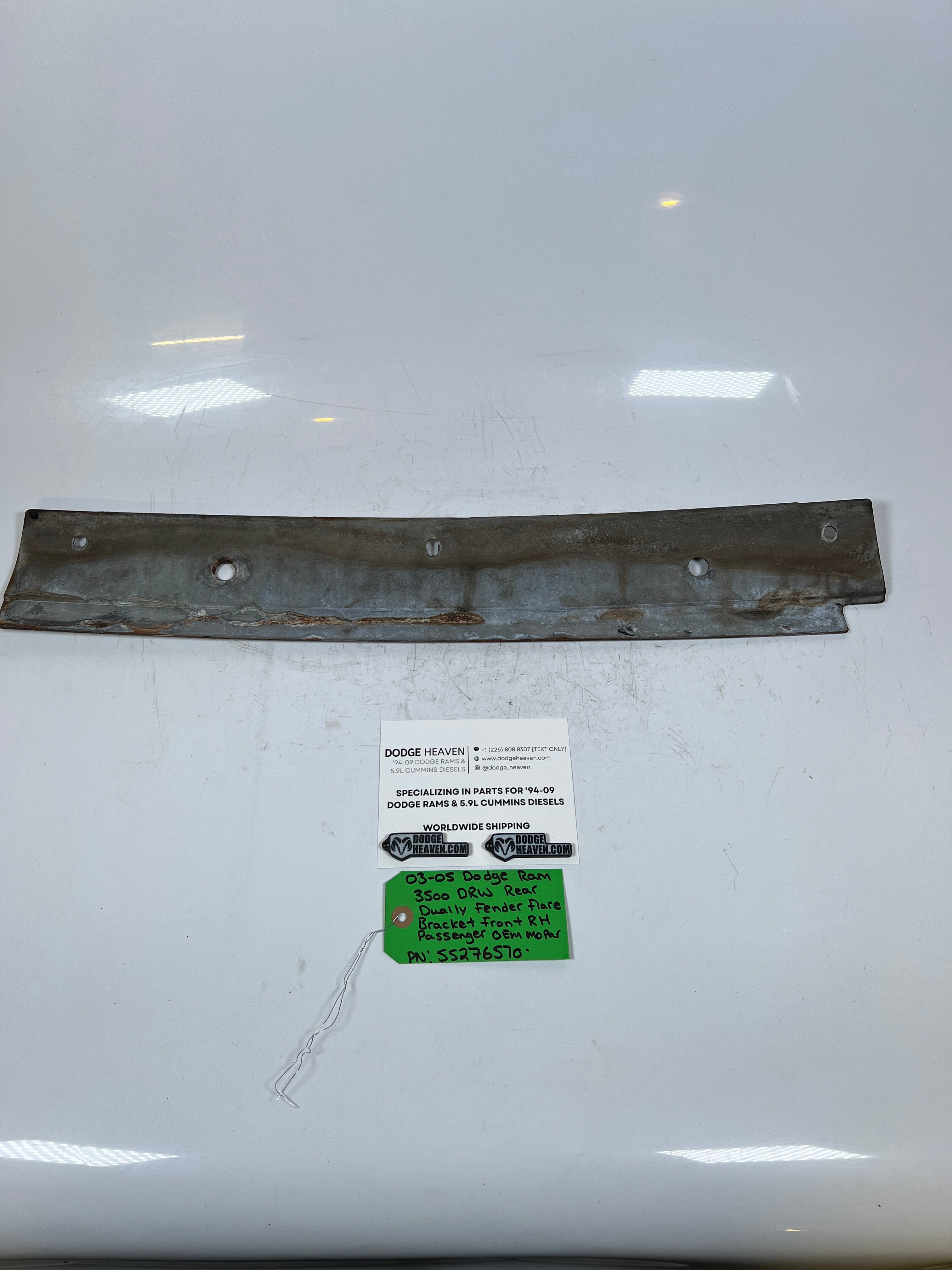 2003-2005 Dodge Ram 3500 Dually Fender Flare Bracket Front RH