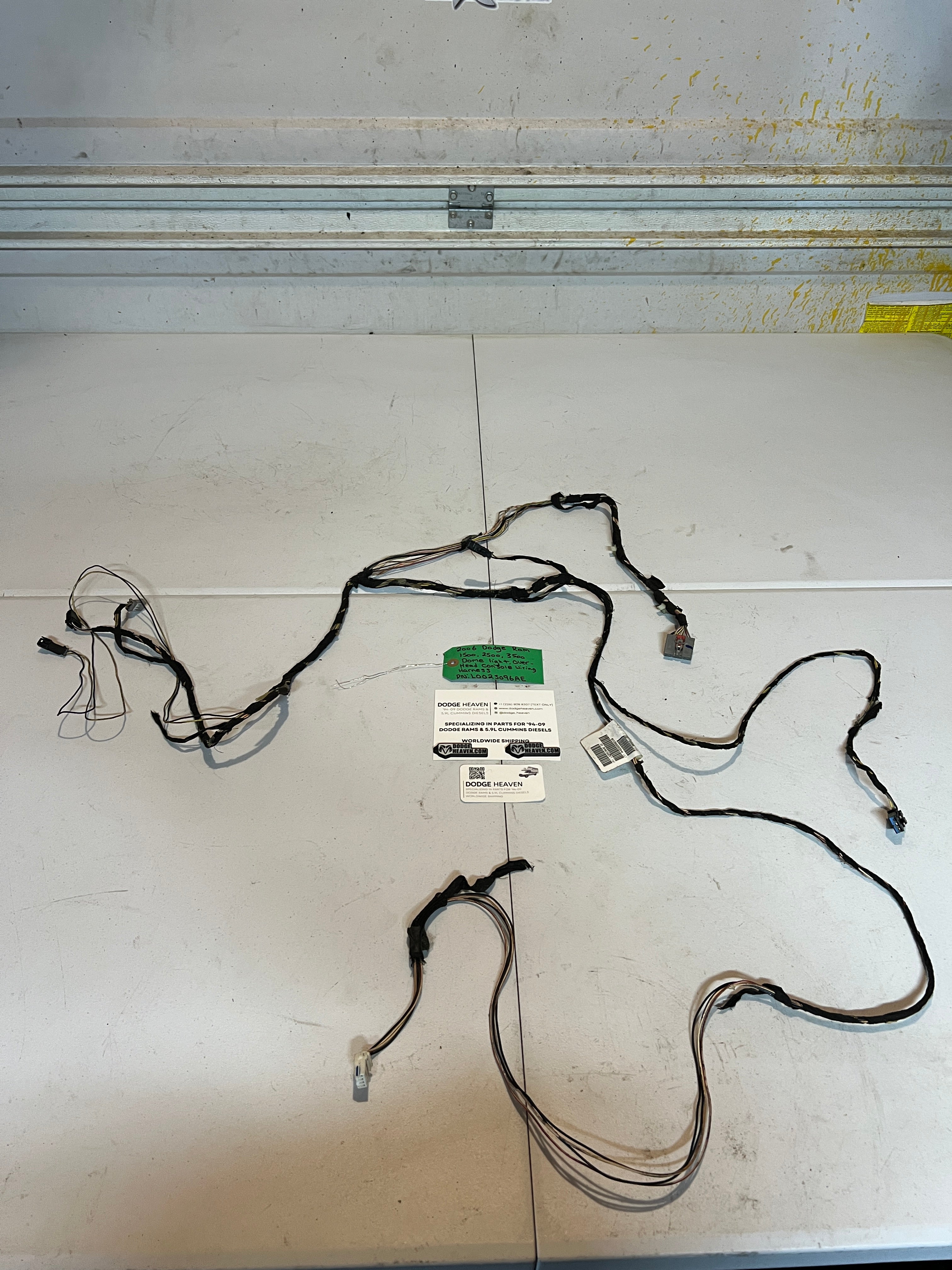 2006-2006 Dodge Ram 1500-3500 Dome Light Over Head Console Wiring Harness