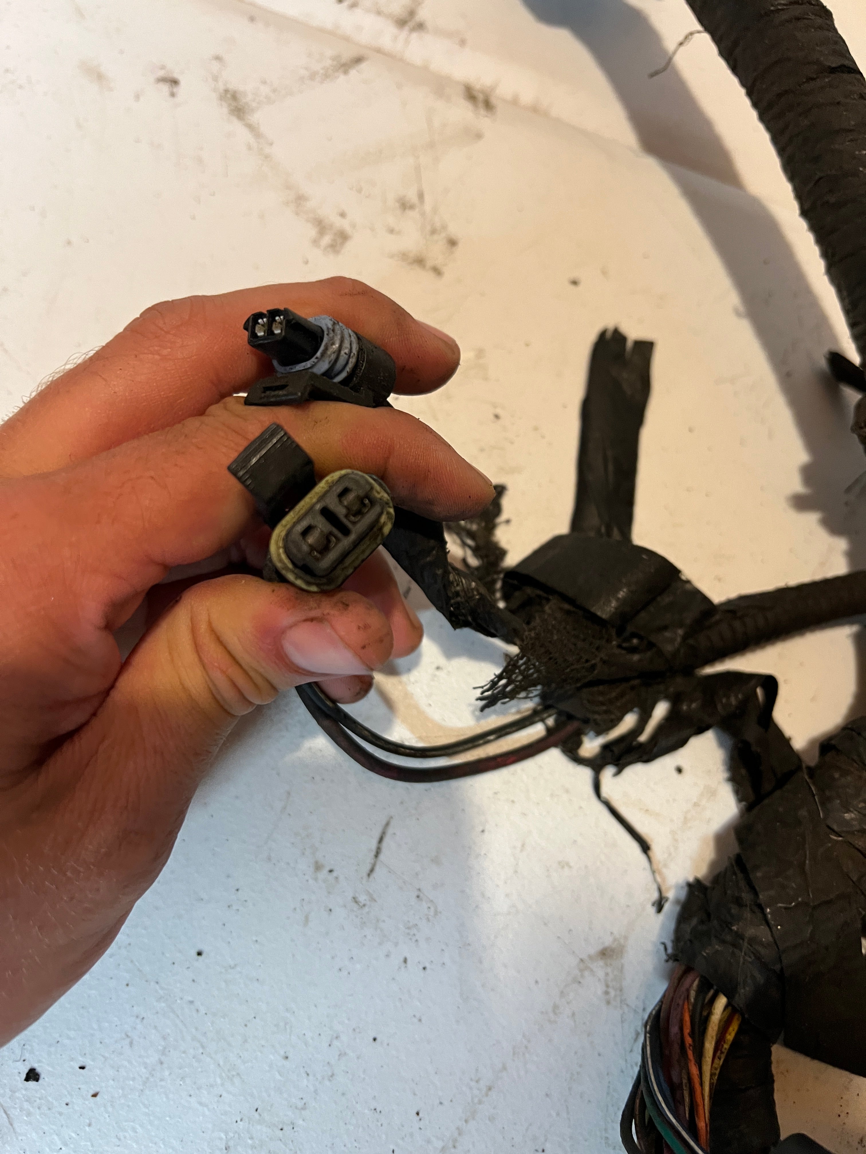 1999-1999 Dodge Ram 5.9L 24 Valve Cummins Engine Wiring Harness Auto Trans