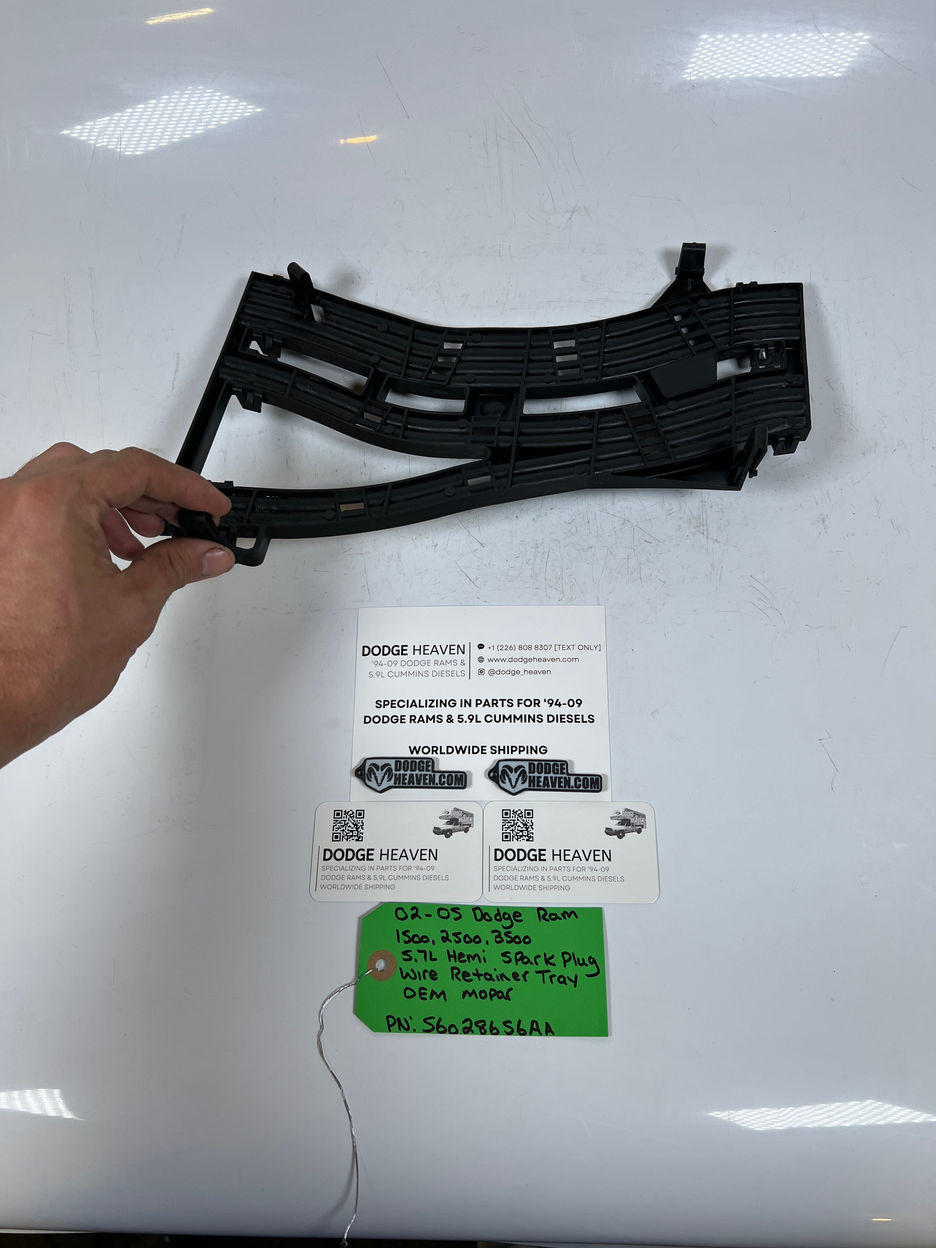 2002-2005 Dodge Ram 5.7L Hemi Spark Plug Wire Retainer Tray