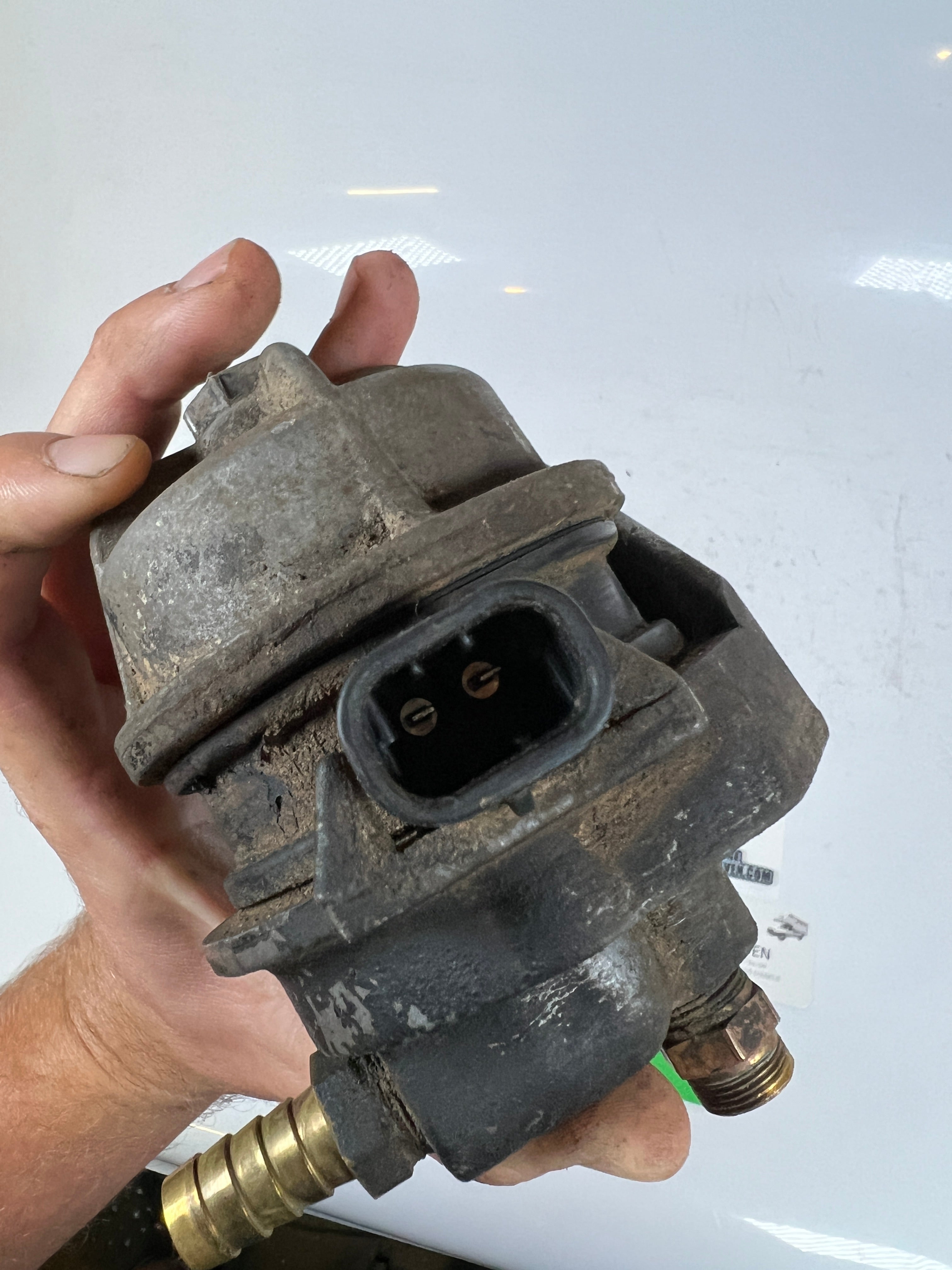 1994-1998 Dodge Ram 12 Valve 5.9L Cummins Fuel Pre Heater