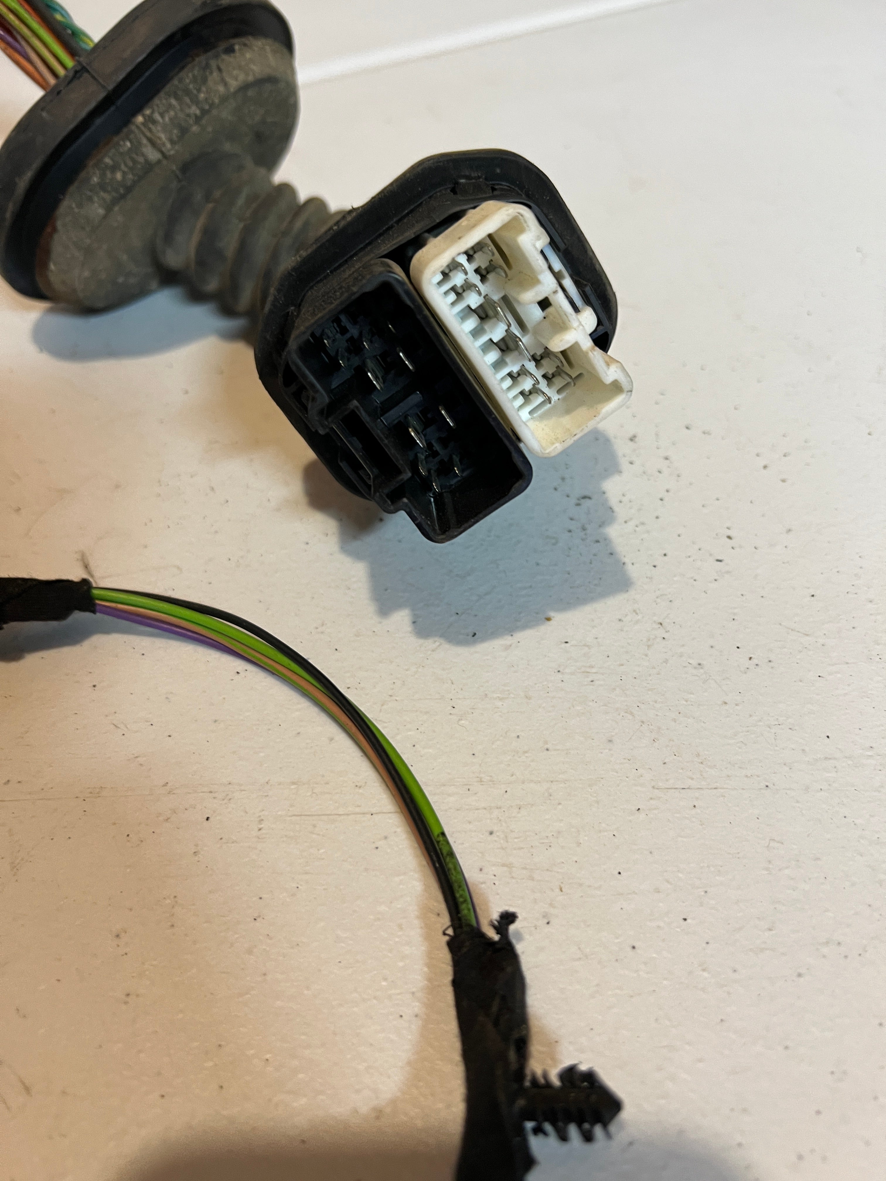 2006-2009 Dodge Ram 1500-3500 Driver Front LH Door Wiring Harness