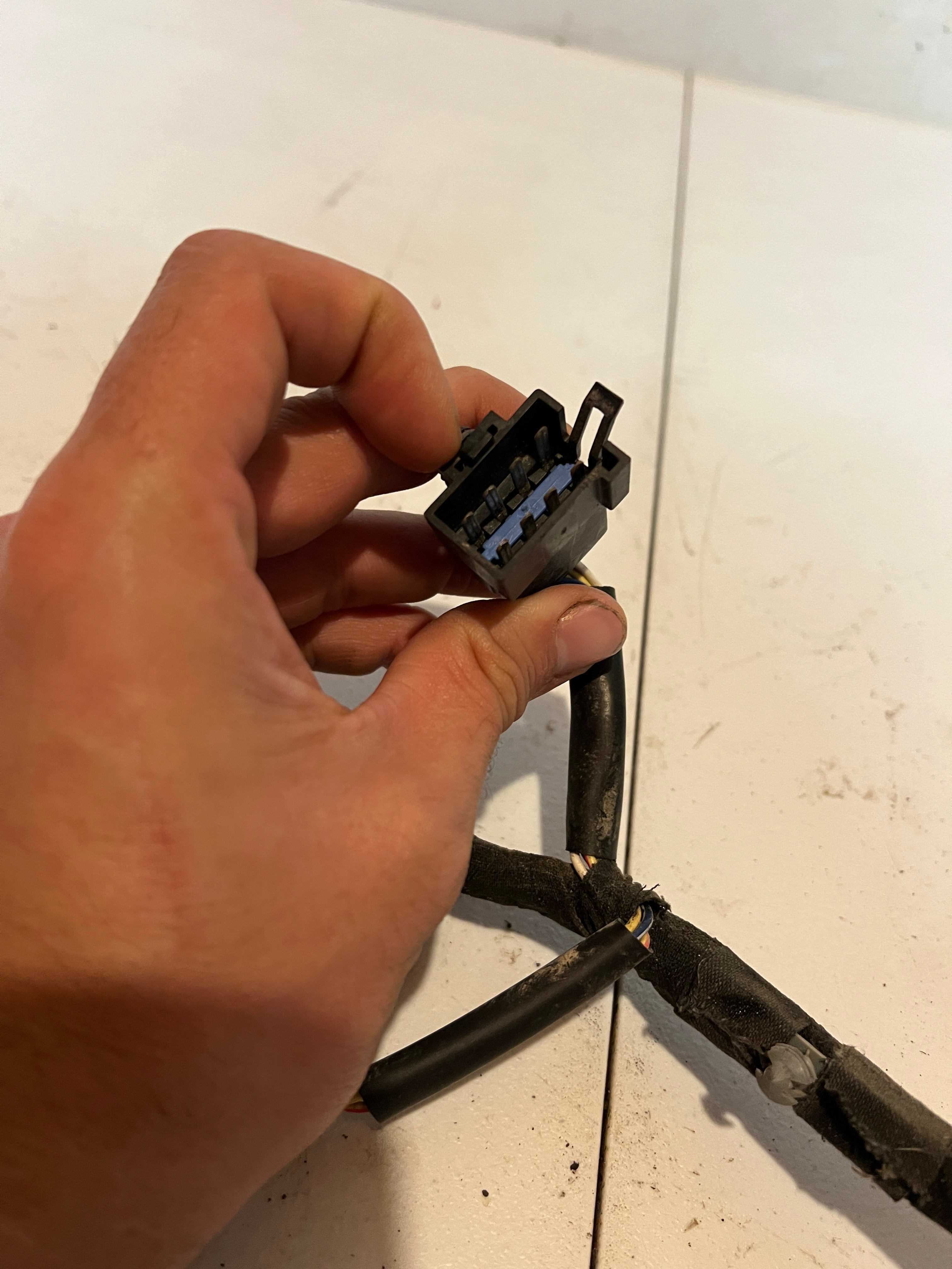 1994-1997 Dodge Ram Driver LH Door Wiring Harness