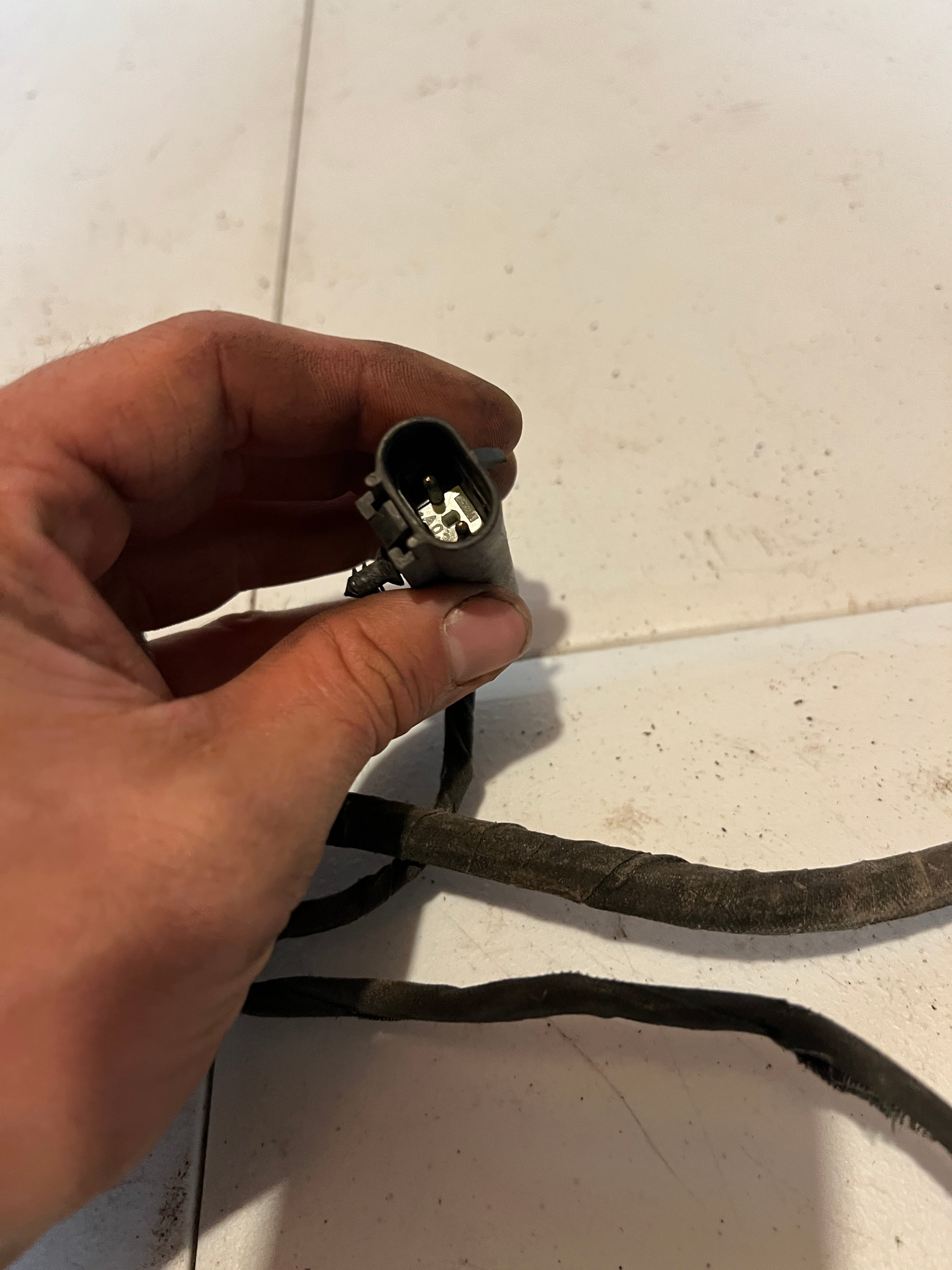 1998-1998 Dodge Ram Driver LH Front Door Wiring harness Infinity Speakers