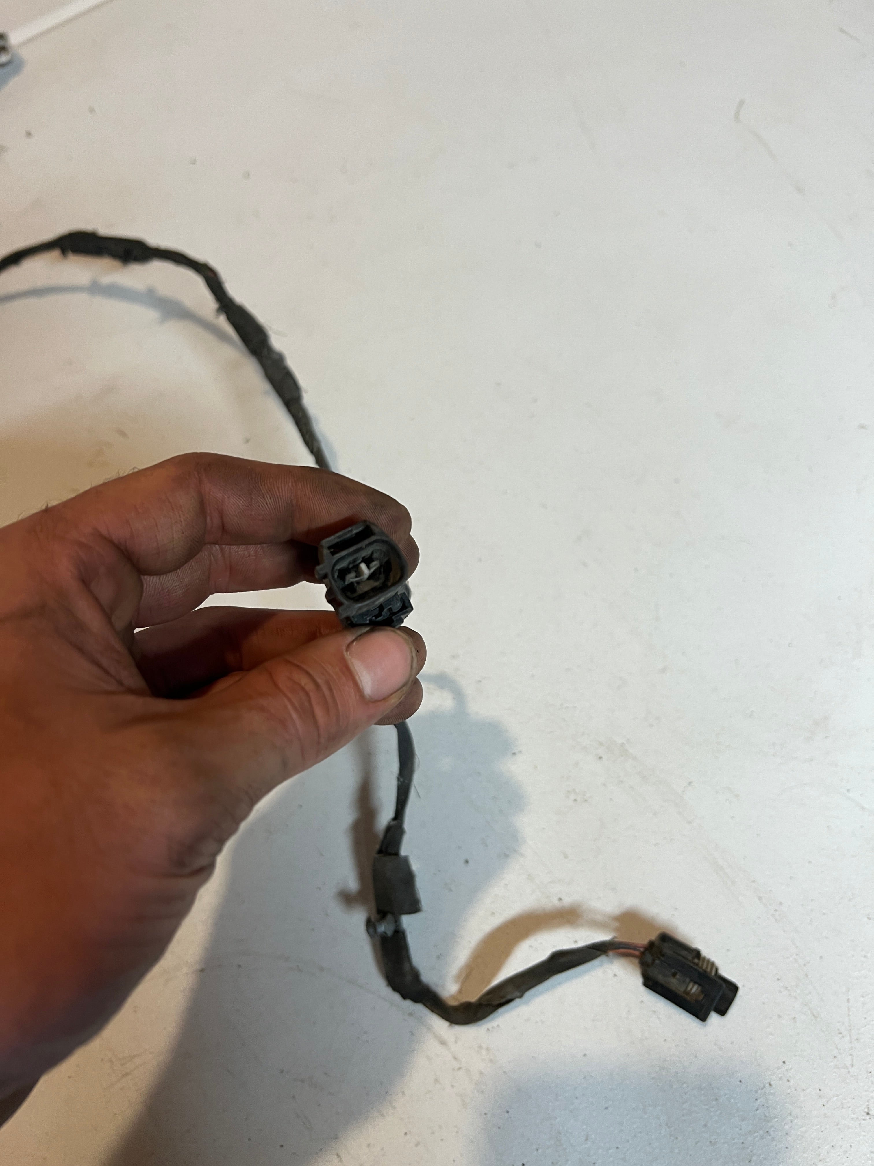 1998-1998 Dodge Ram Driver LH Front Door Wiring harness Infinity Speakers