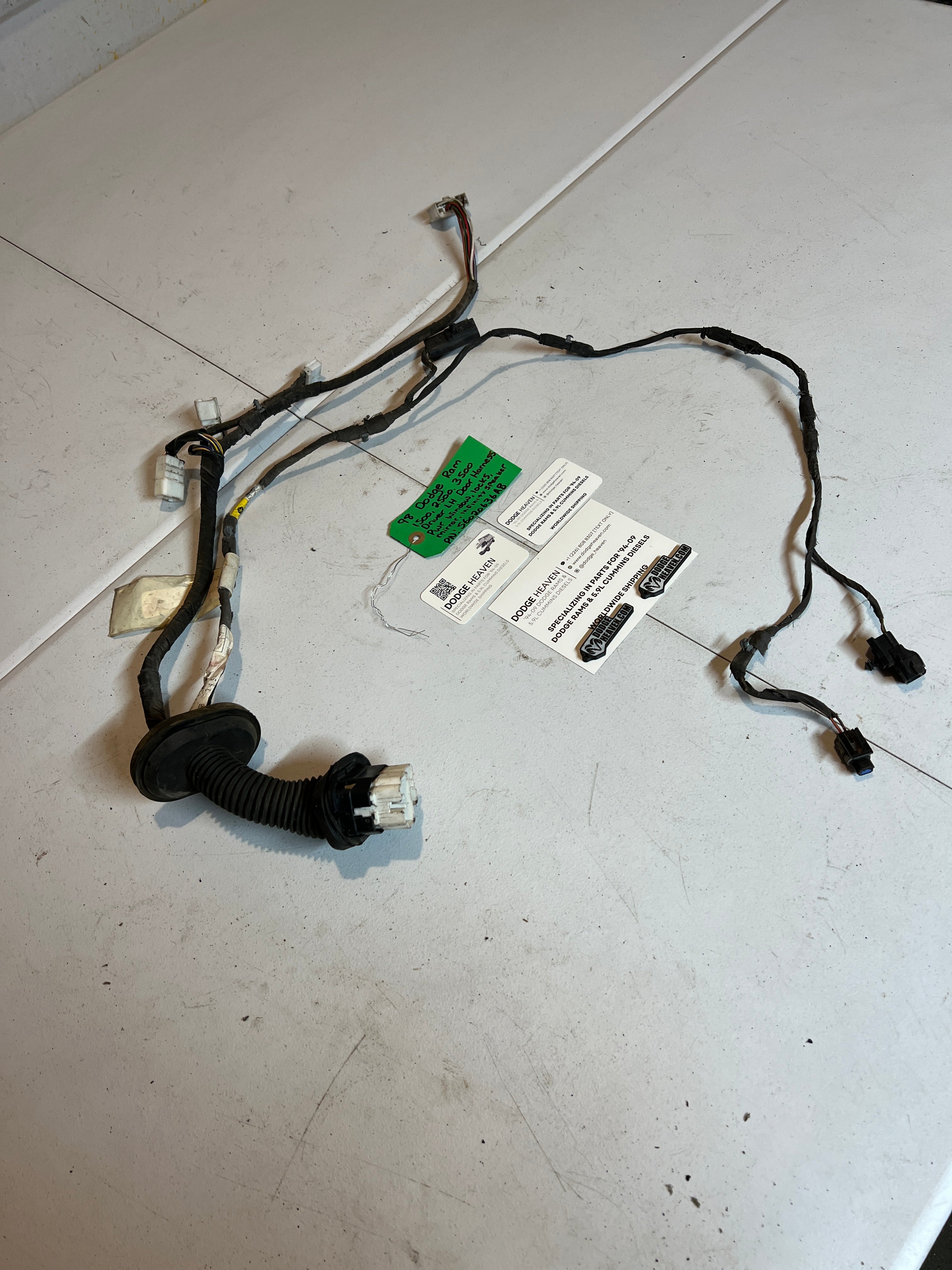 1998-1998 Dodge Ram Driver LH Front Door Wiring harness Infinity Speakers