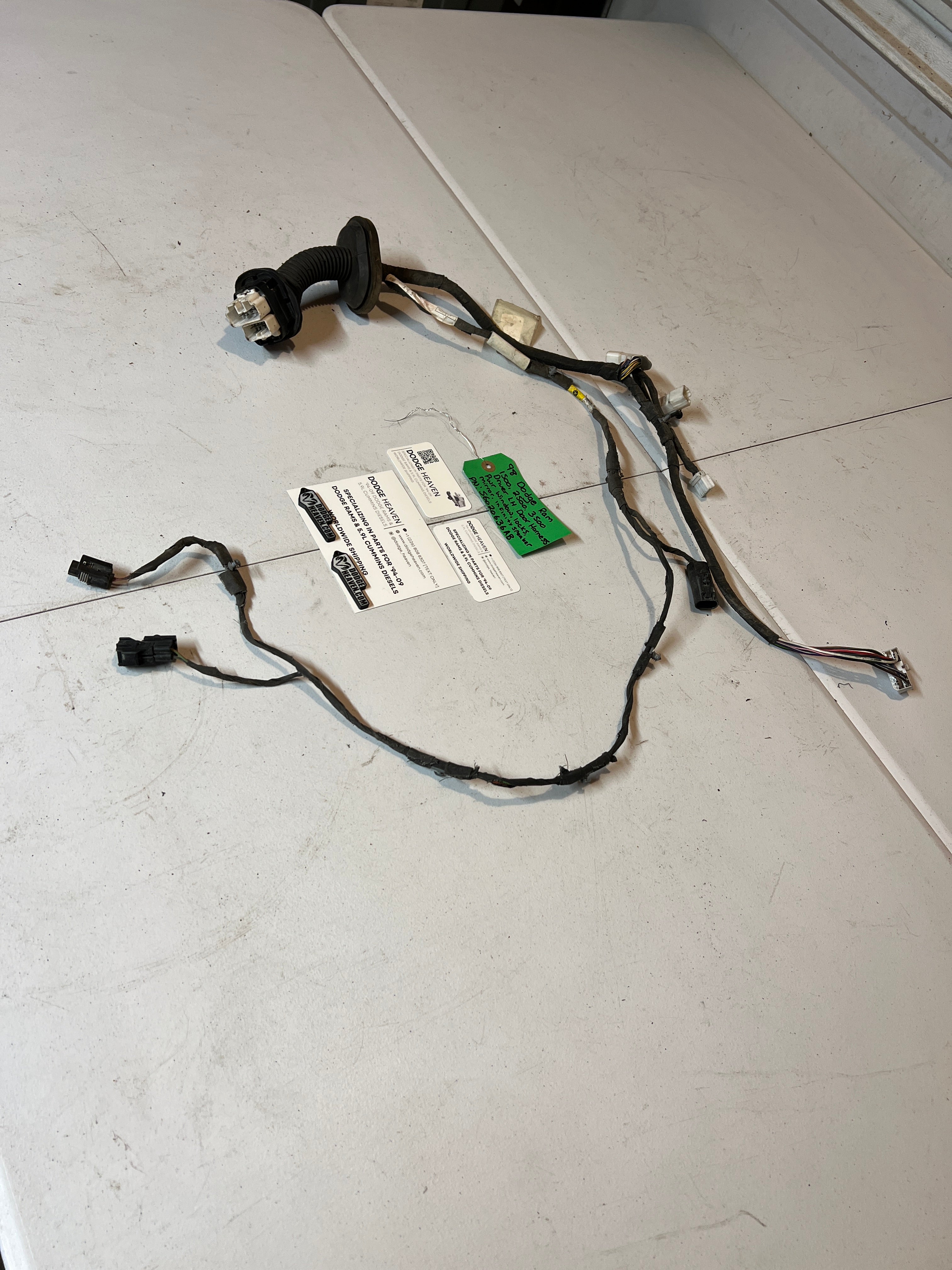 1998-1998 Dodge Ram Driver LH Front Door Wiring harness Infinity Speakers