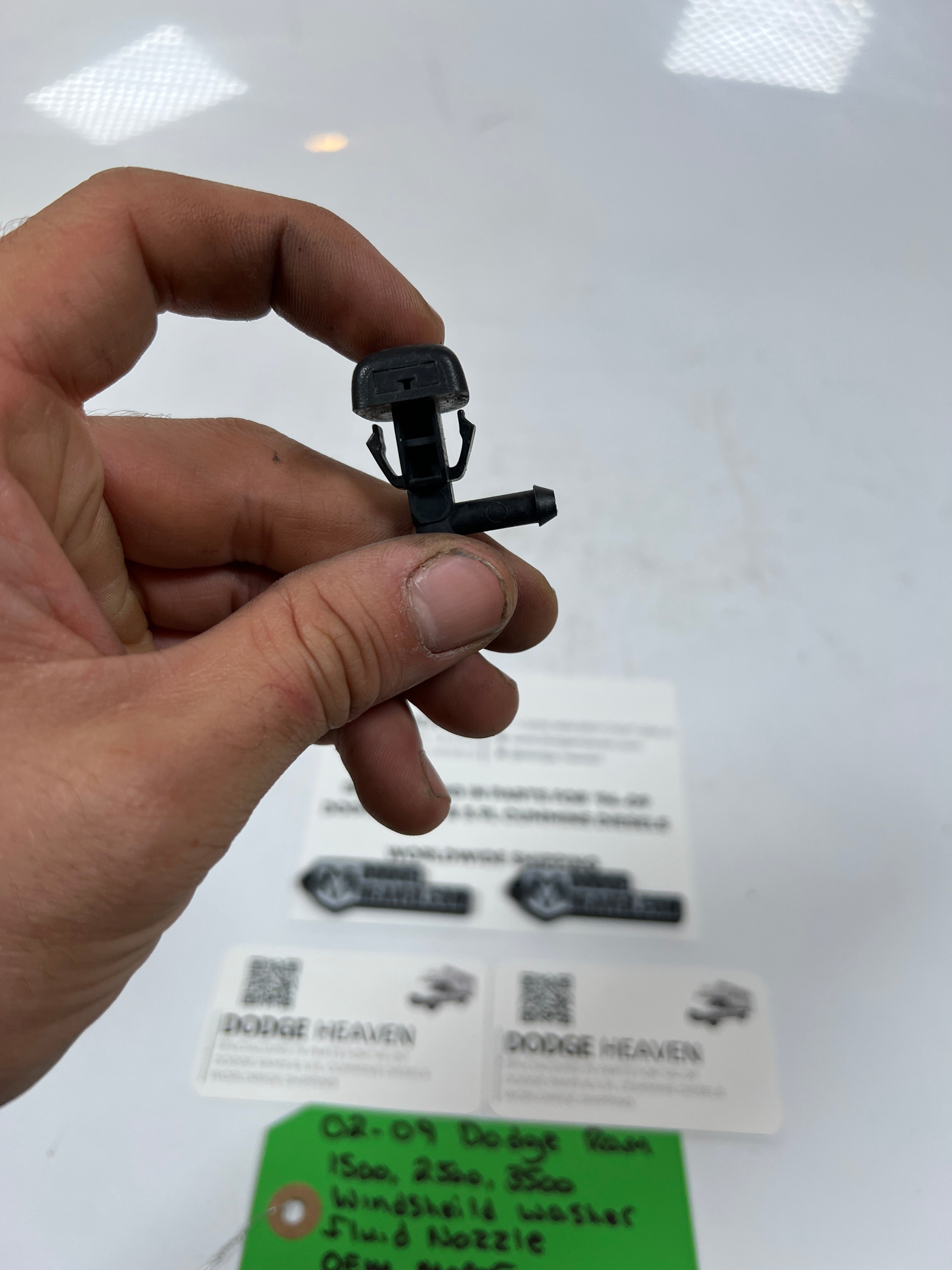 2002-2009 Dodge Ram 1500-3500 WindShield Washer Fluid Nozzle