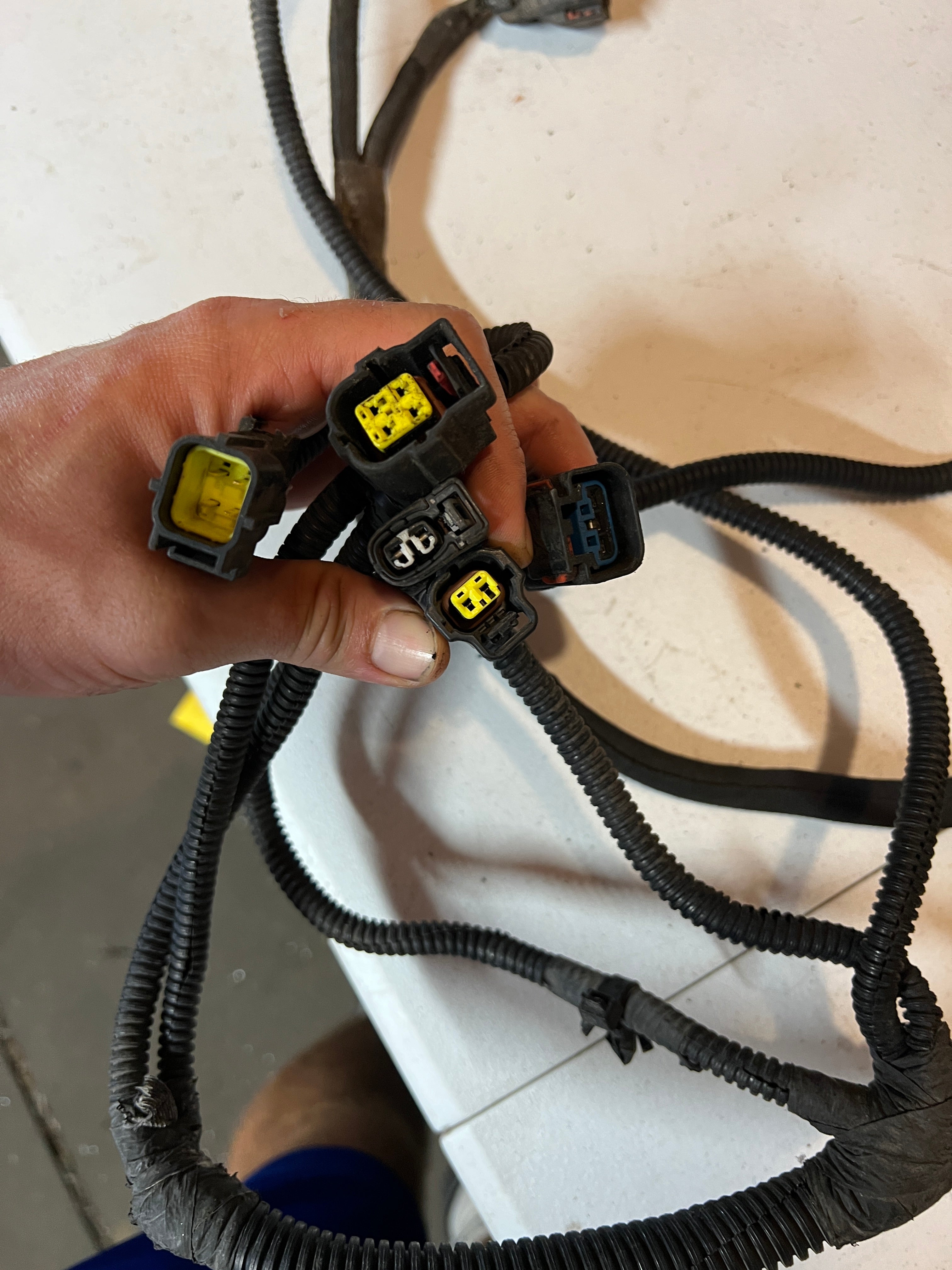 2003-2003 Dodge Ram 2500 3500 5.7L Hemi Engine Bay Wiring Harness