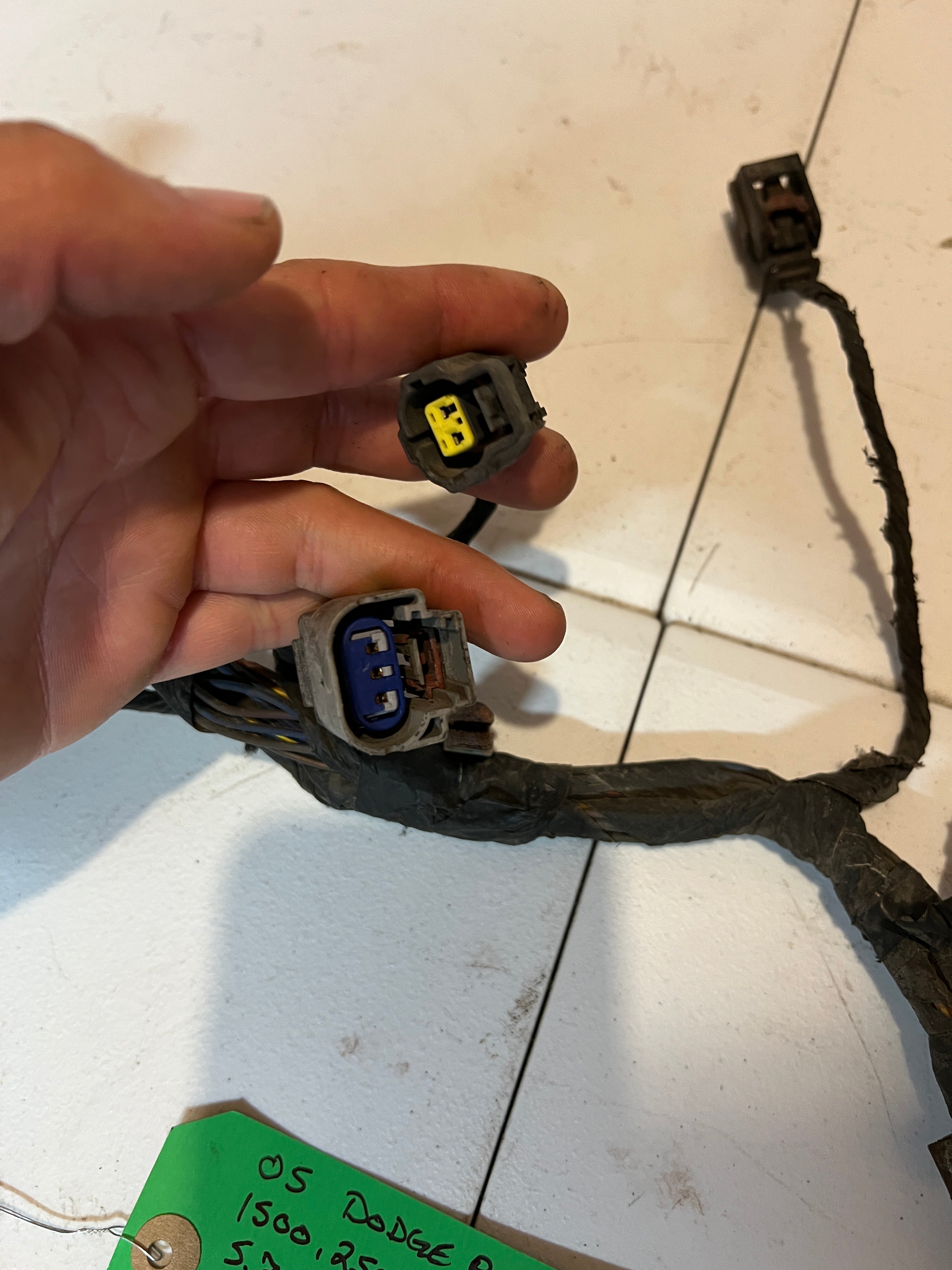 2005-2005 Dodge Ram 5.7L Hemi Fuel Injector Wiring Harness