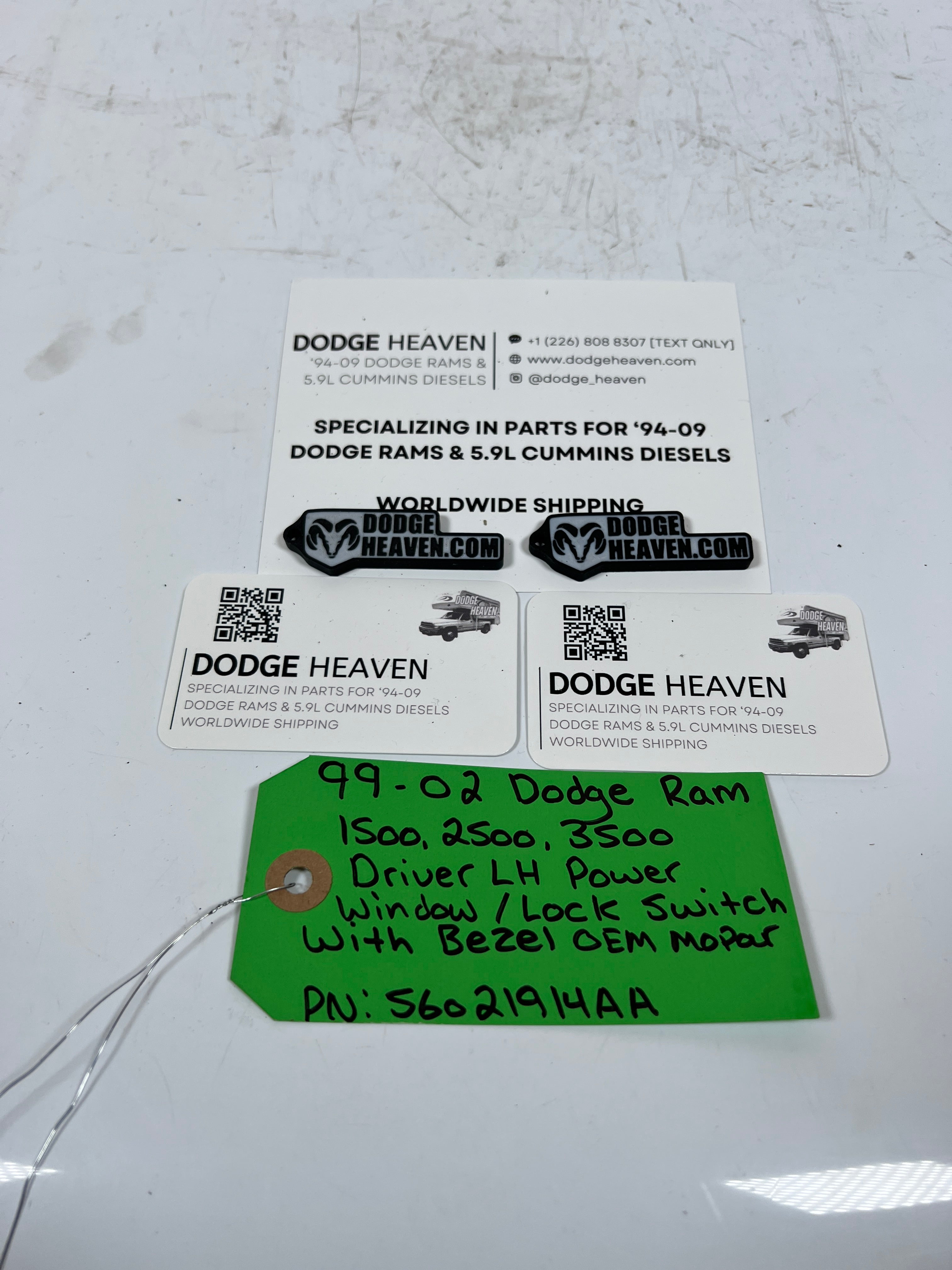 1999-2002 Dodge Ram Driver LH Power Window / Lock Switch W Bezel