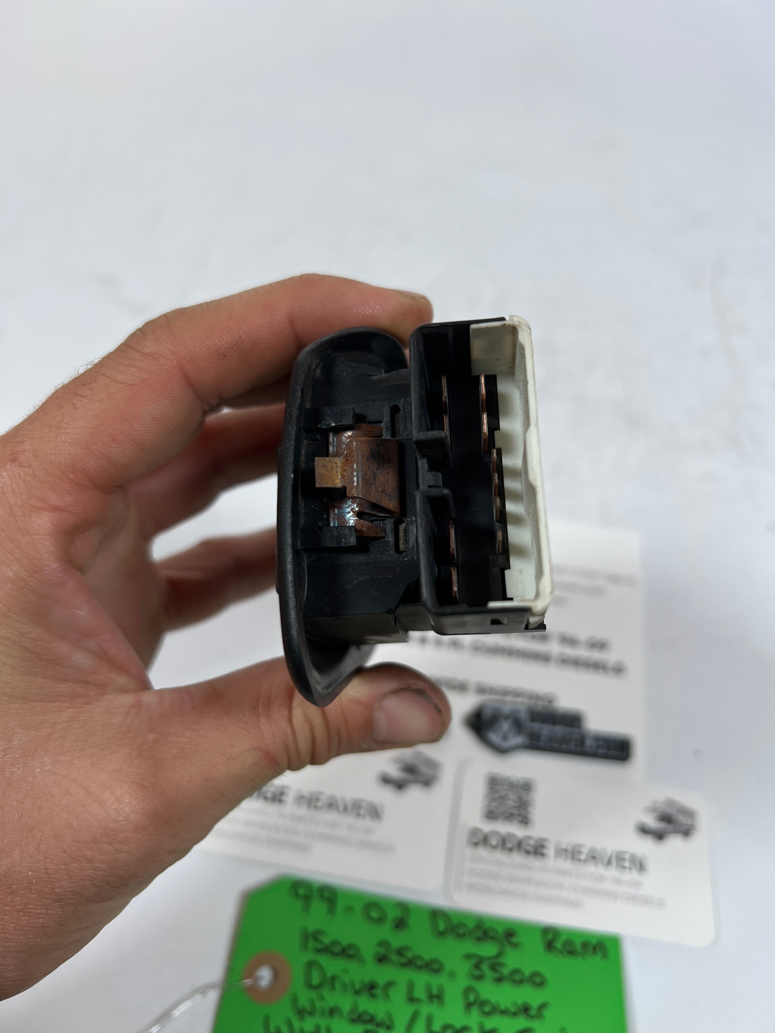 1999-2002 Dodge Ram Driver LH Power Window / Lock Switch W Bezel