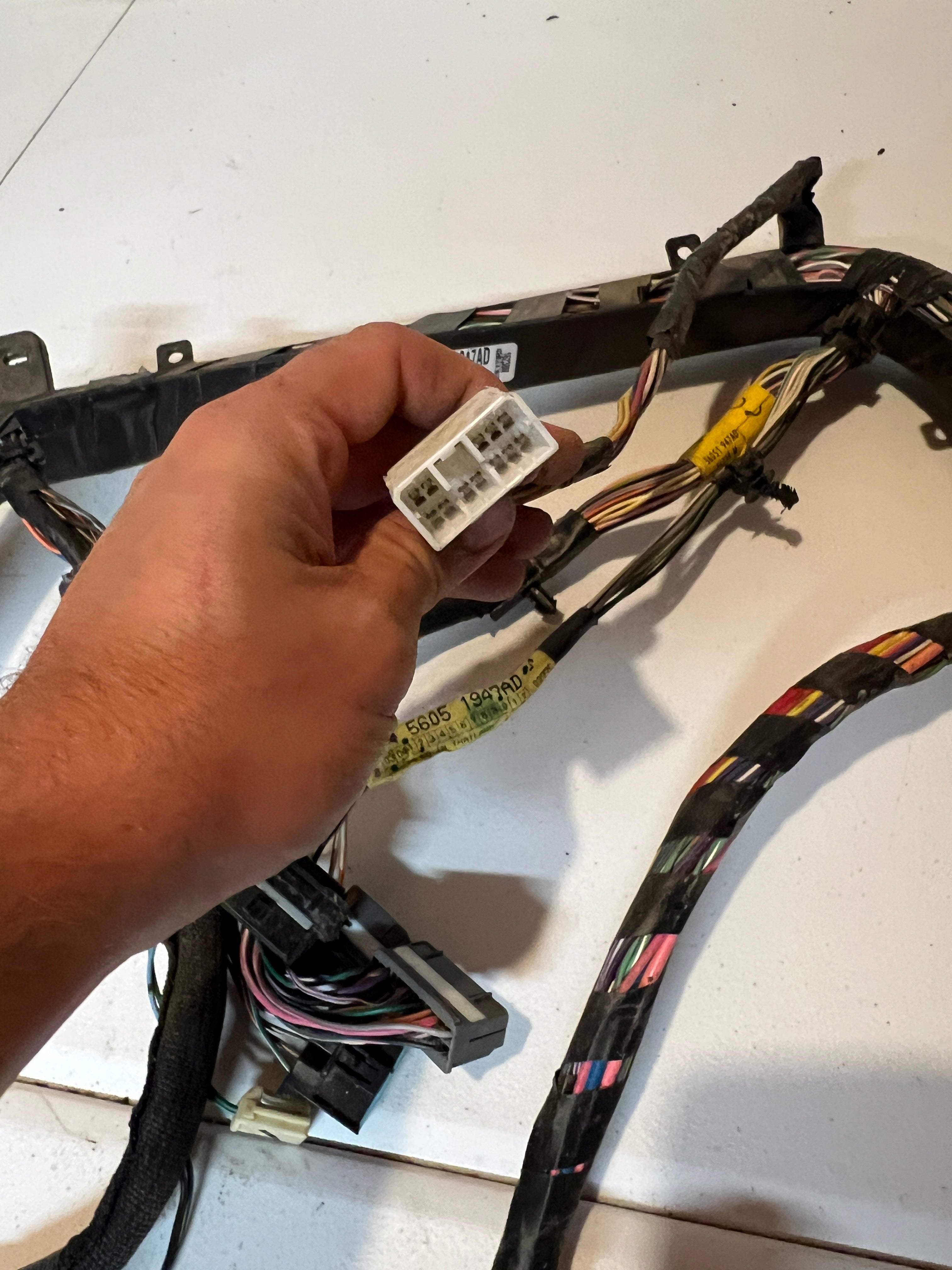 2004-2004 Dodge Ram 1500 2500 3500 Dash Wiring Harness